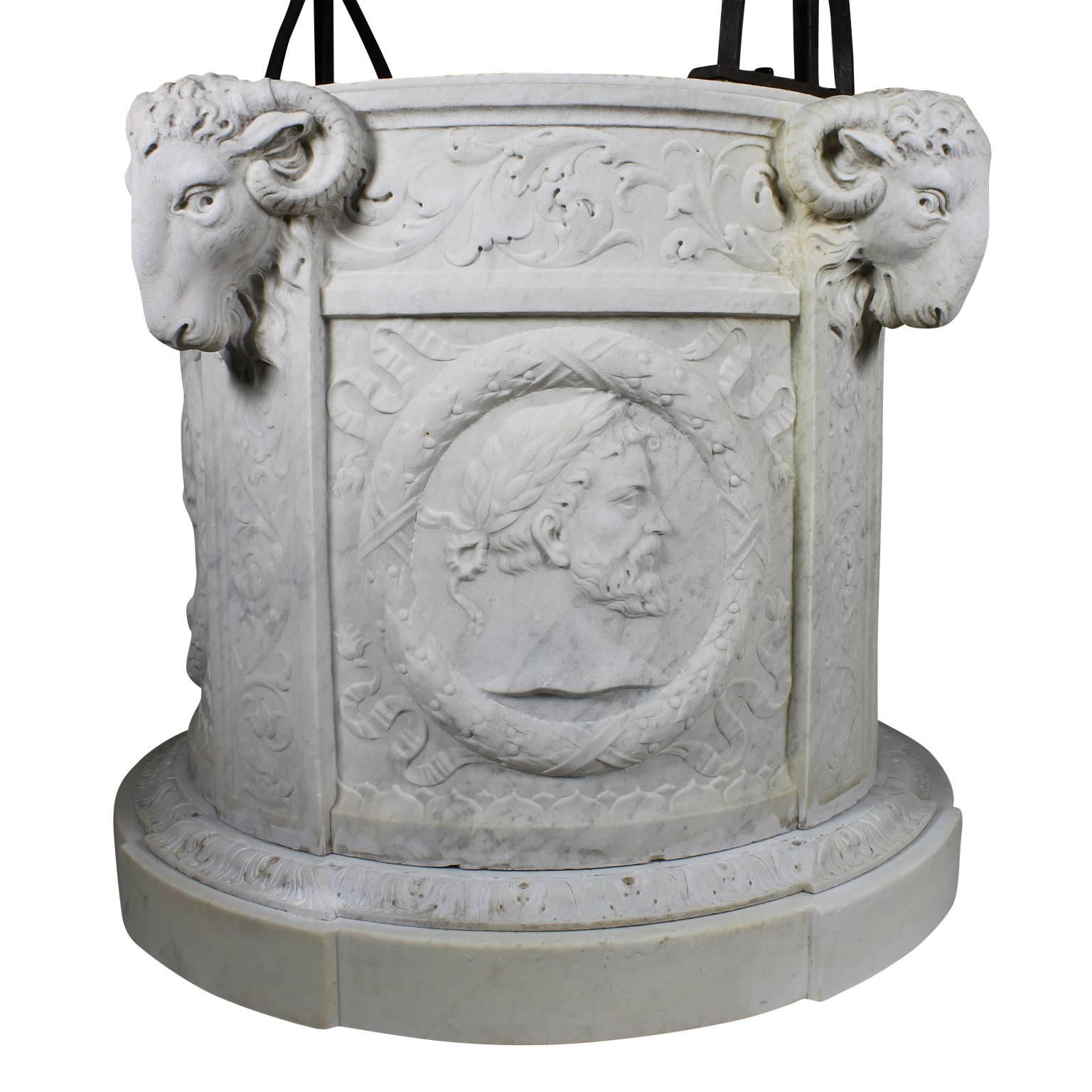 Italian 19th Century Carved Carrara Marble and Wrought Iron Wishing Well Head In Good Condition In Los Angeles, CA