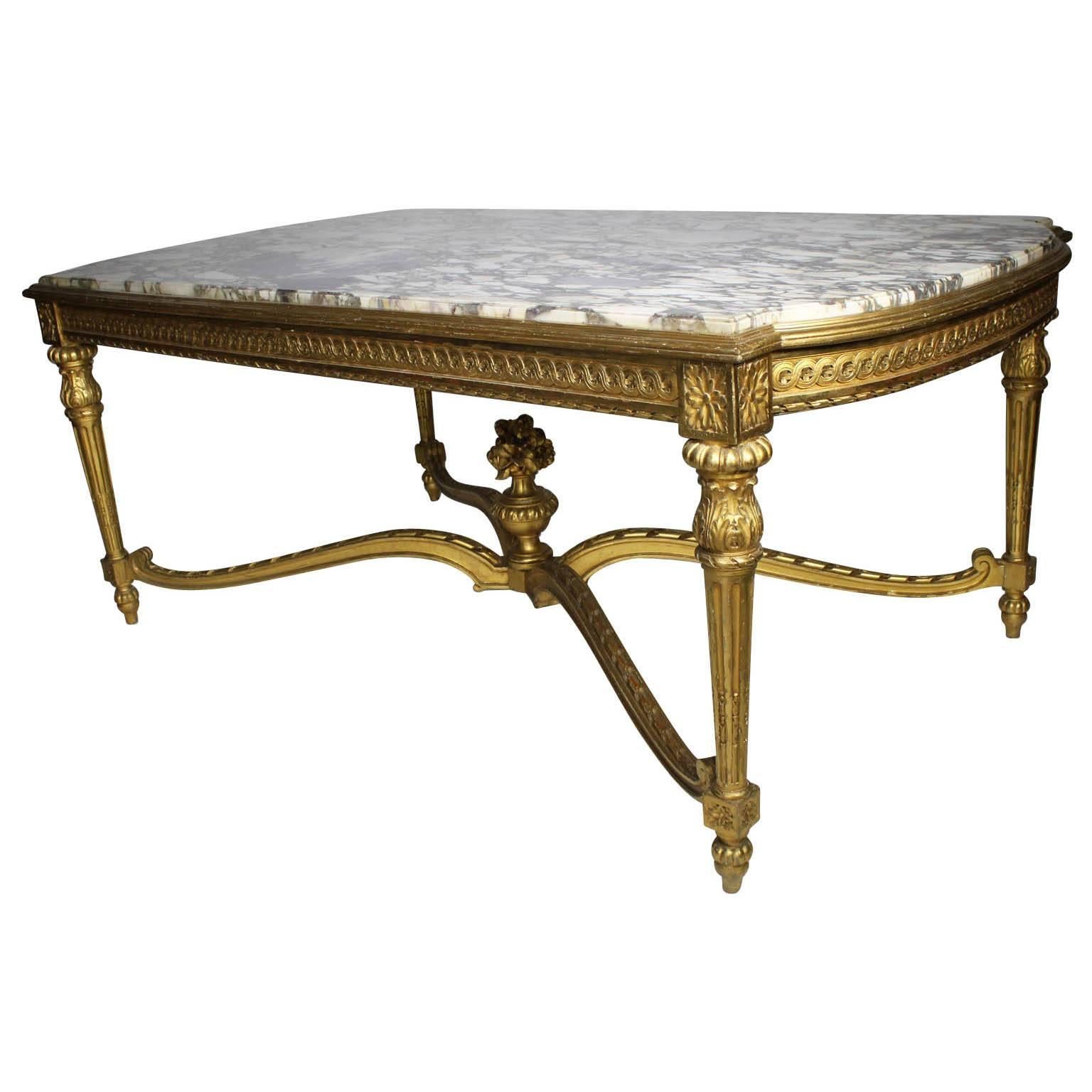 XIXe siècle Grande table d'entrée française du 19ème siècle de style Louis XVI en bois doré sculpté en vente