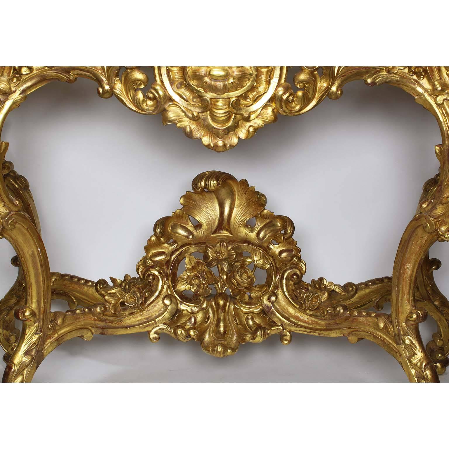 French Belle Époque 19th-20th Century, Louis XV Style Giltwood Carved Console In Good Condition In Los Angeles, CA