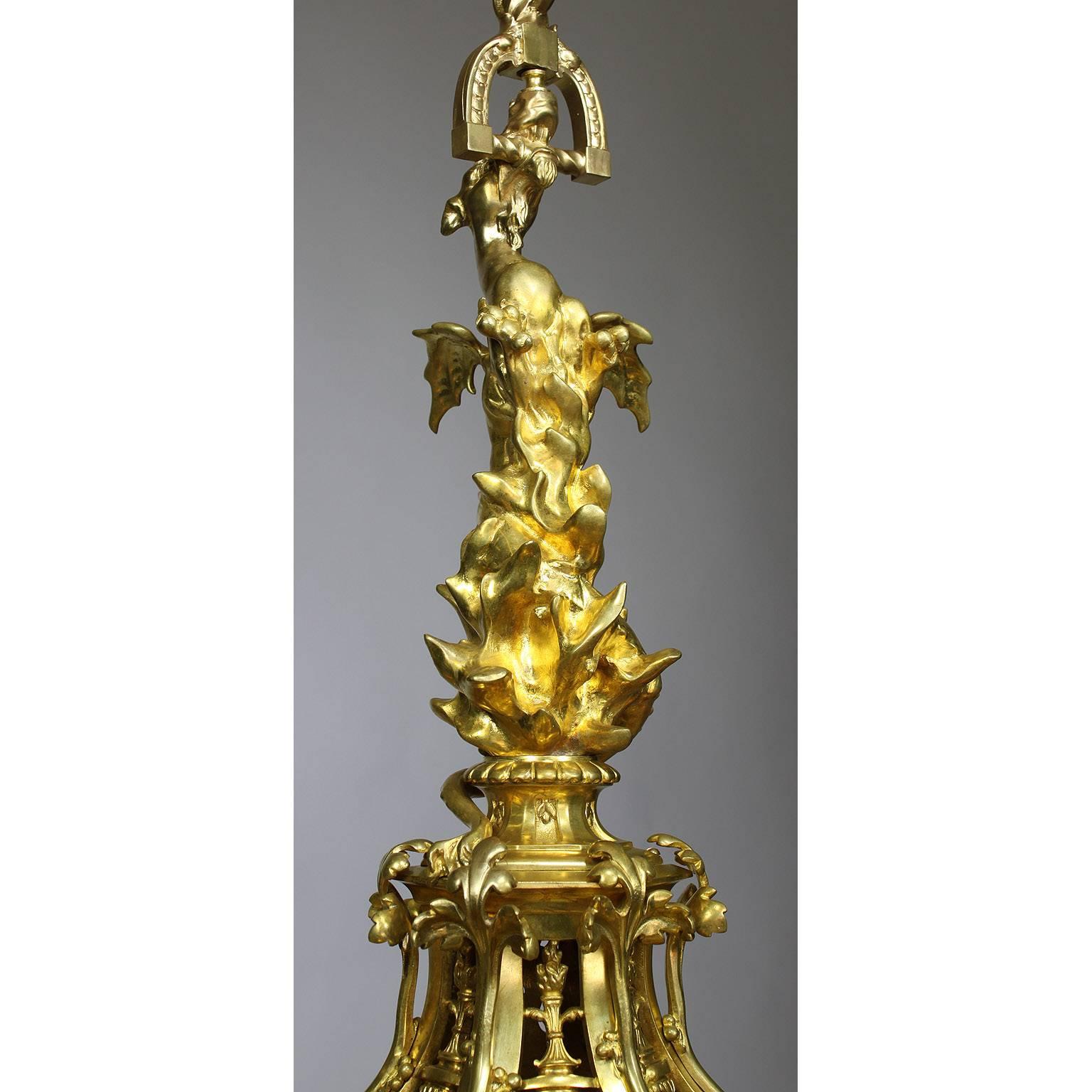 Amerikanischer „Dragon“-Kronleuchter aus vergoldeter Bronze im amerikanischen Gotik-Revival-Stil nach Tiffany (Mittelalterlich) im Angebot