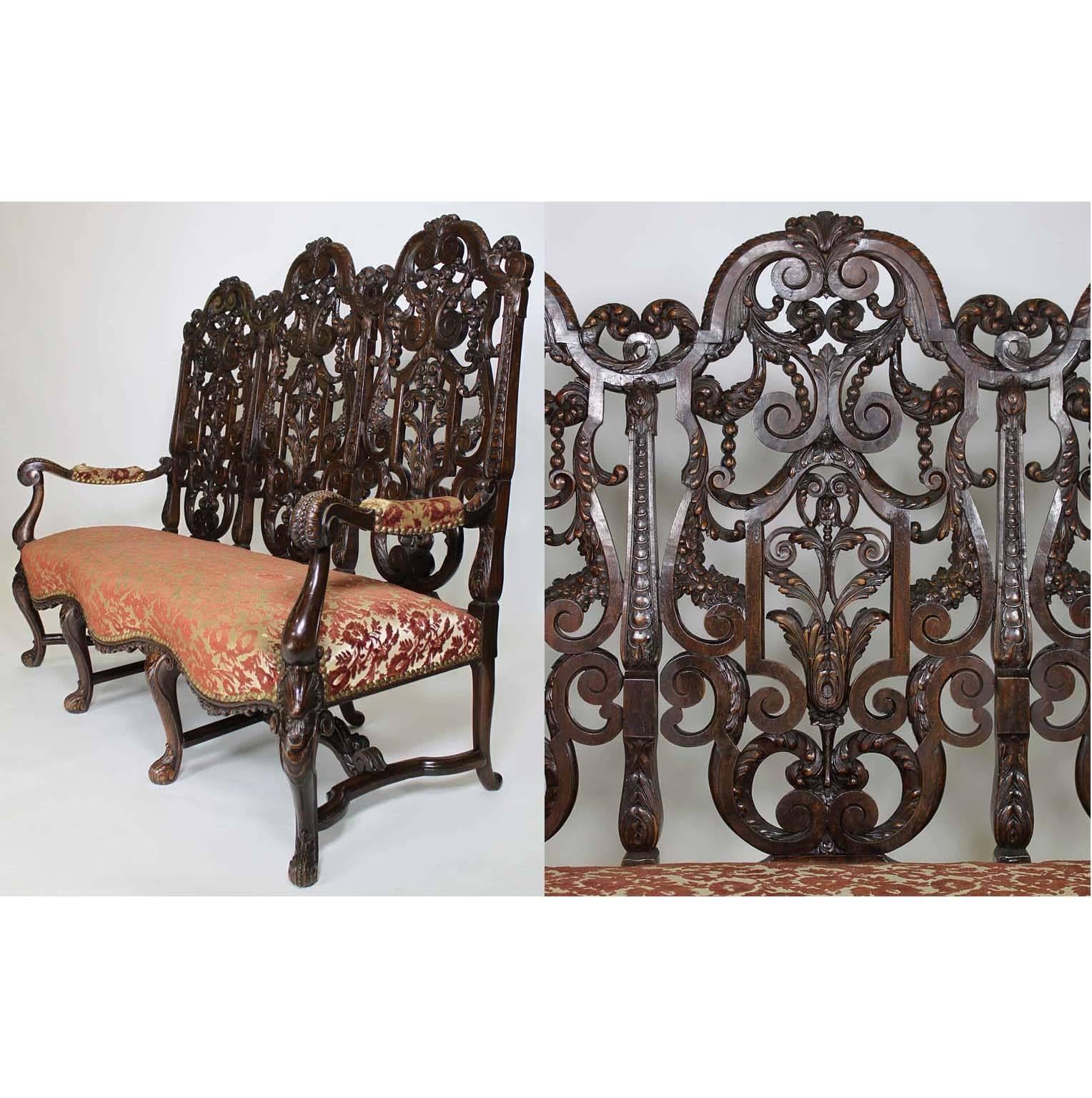 An Anglo-Dutch 19th Century Walnut Carved 5 Piece Parlor Set, After Daniel Marot In Good Condition For Sale In Los Angeles, CA