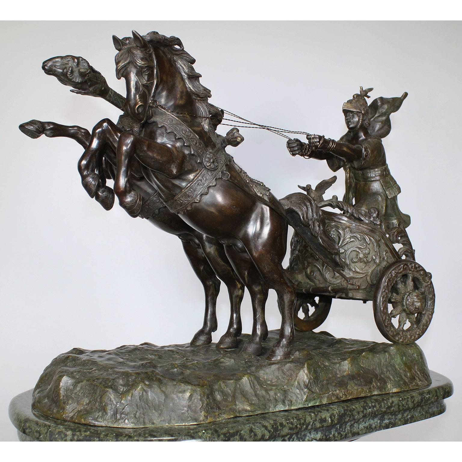 Groupe de sculptures italiennes en bronze du 19ème siècle représentant un char et un cavalier romain à deux chevaux Bon état - En vente à Los Angeles, CA