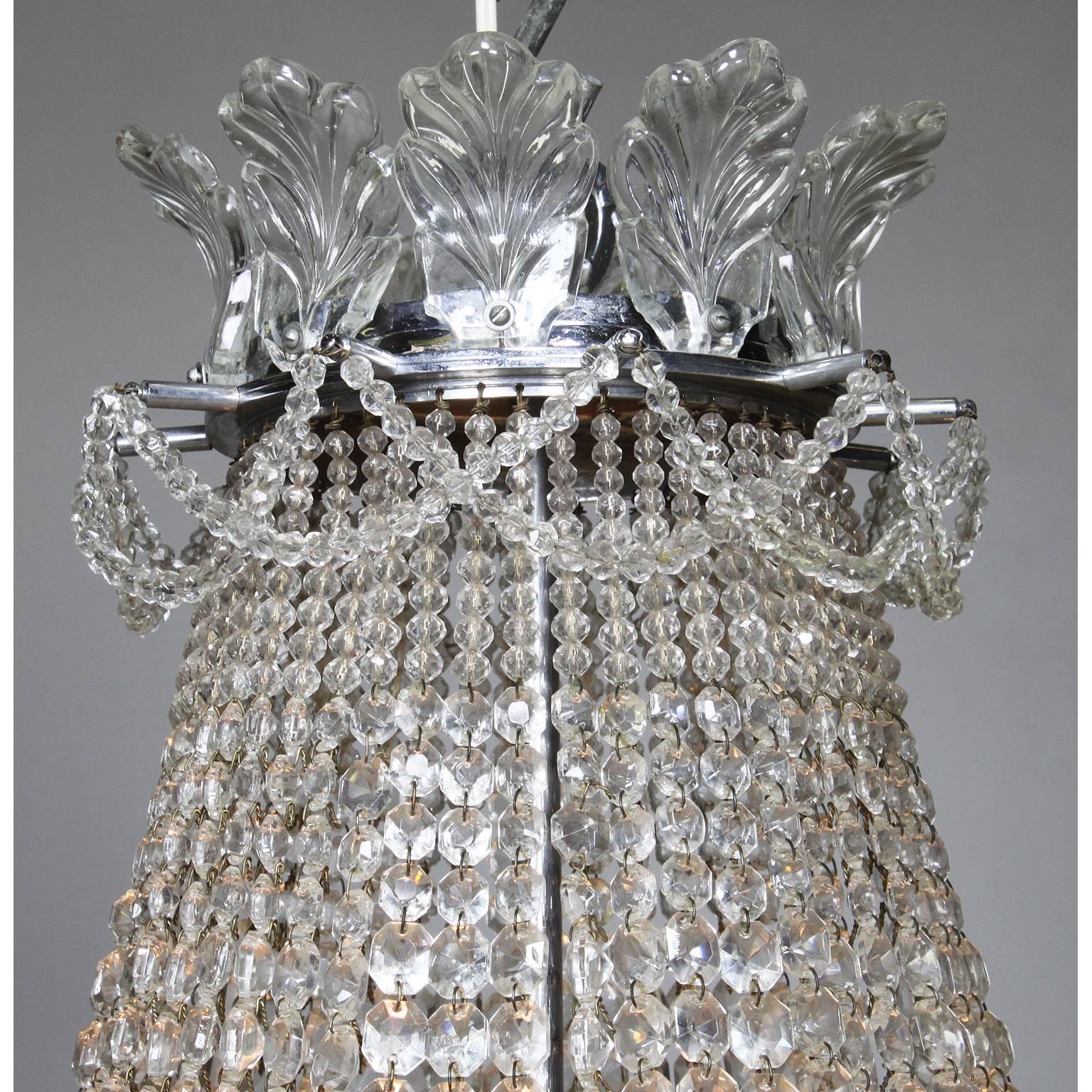 Belle Époque French Belle Epoque 19th-20th Century Cut-Glass Chandelier, Baccarat Attributed For Sale
