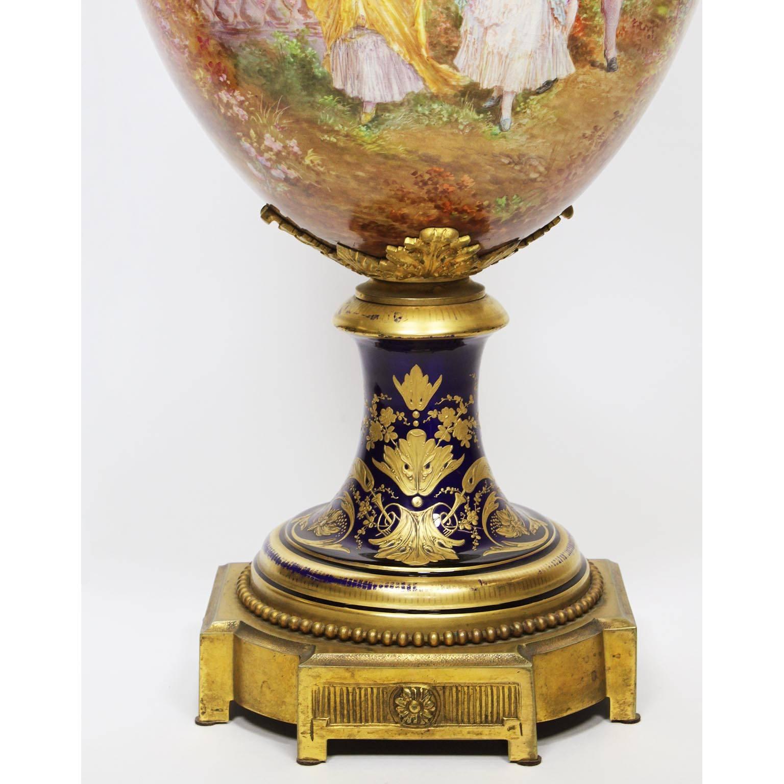 Louis XV Fine French 19th Century Napoleon III Sèvres Style Porcelain Urn Signed Ch Fuchs For Sale