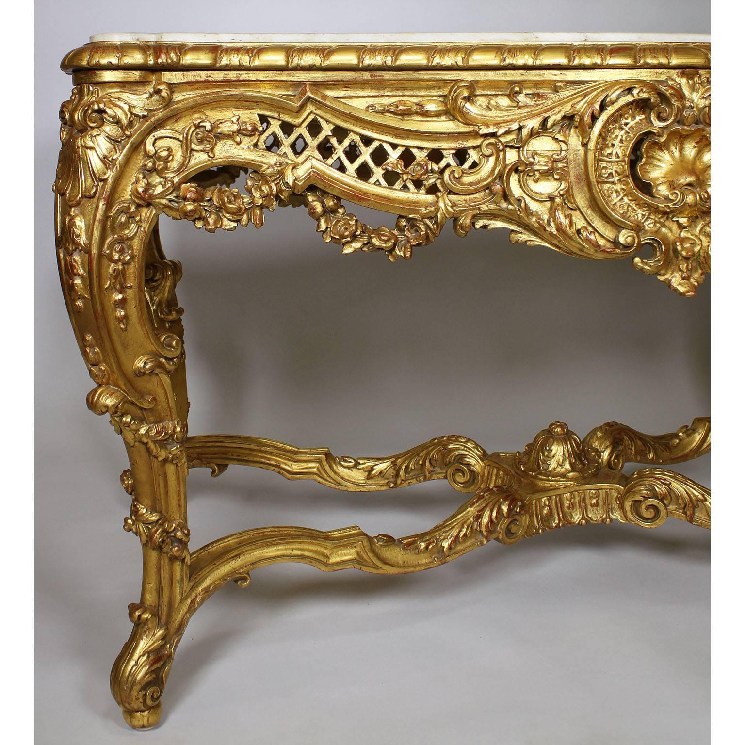 Early 20th Century French Belle Époque 19th-20th Century Giltwood Carved Rococo Center Hall Table For Sale