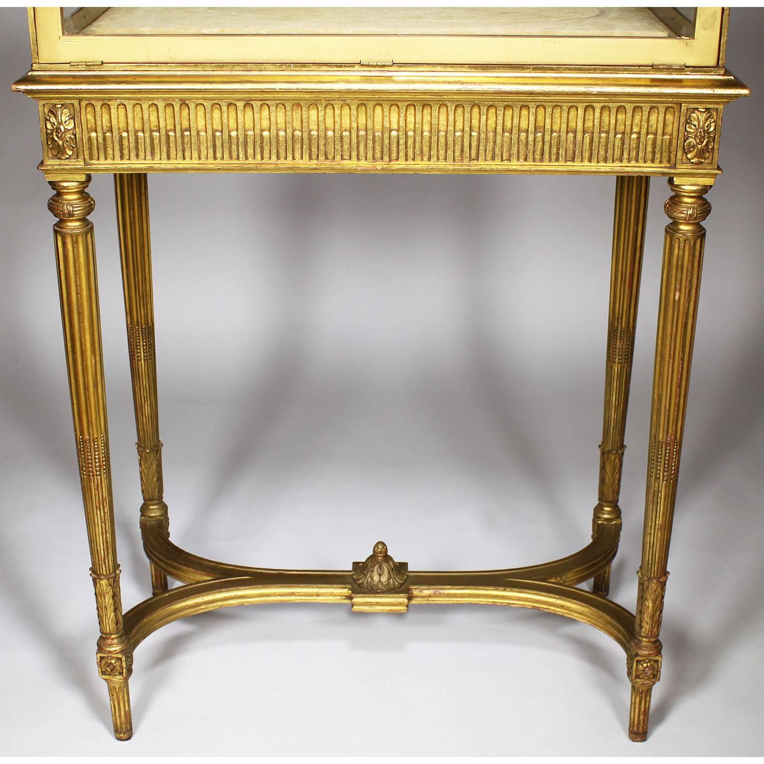 French 19th Century Louis XVI Style Giltwood Carved Exhibition Vitrine Table 5