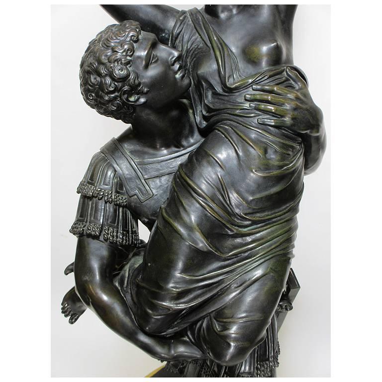Französische patinierte Bronzegruppe „Die Entführung der Sabinerinnen“, 19. Jahrhundert im Angebot 4
