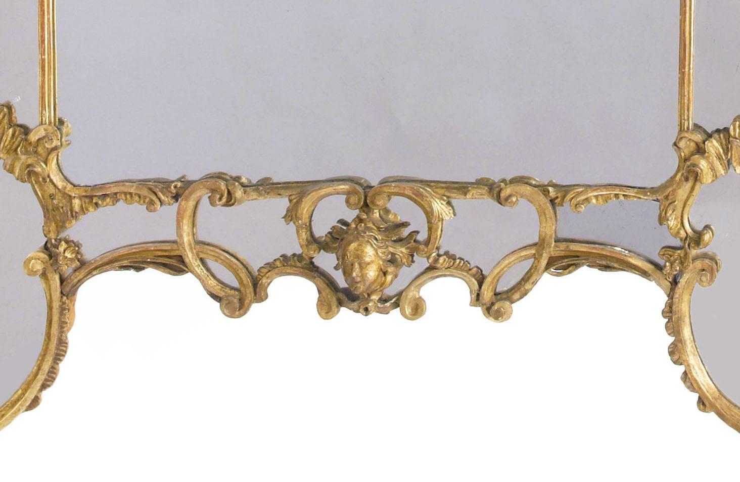 Espejo figurado italiano rococó del siglo XIX tallado en madera dorada, hacia 1850 en Bueno estado para la venta en Los Angeles, CA