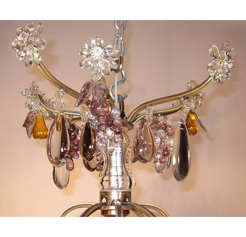 Lustre à 8 lumières en argent et cristaux de couleur, style Louis XV, 19e-20e siècle en vente 1