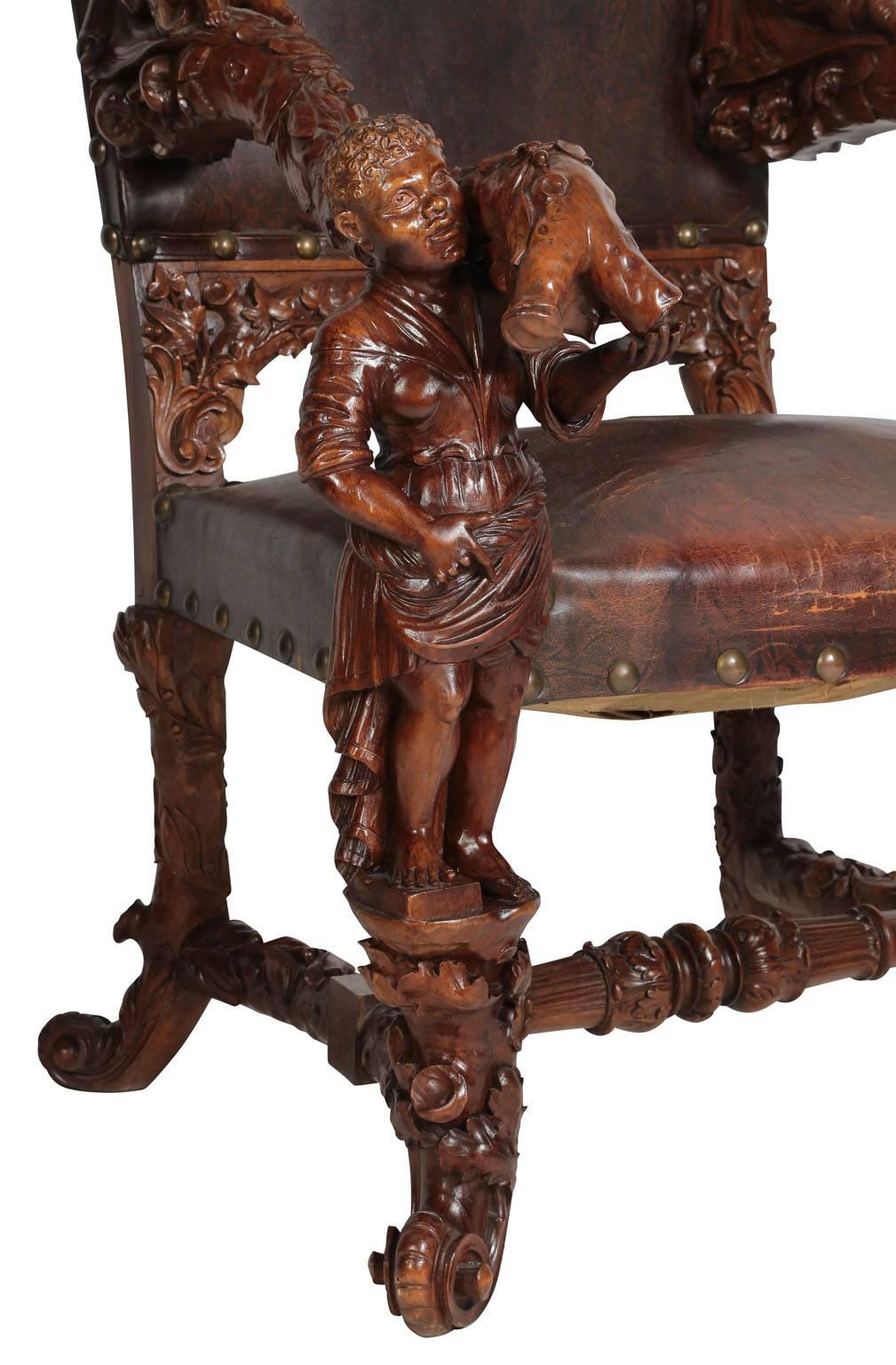 Cuir Paire de trônes palatiaux baroques vénitiens en noyer sculpté du milieu du 19e siècle en vente