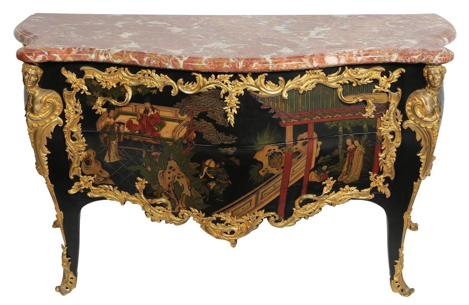 Palastartige Chinoiserie-Kommode im Louis-XV-Stil des 19. Jahrhunderts mit vergoldeter Bronzebeschlägen (Louis XV.) im Angebot
