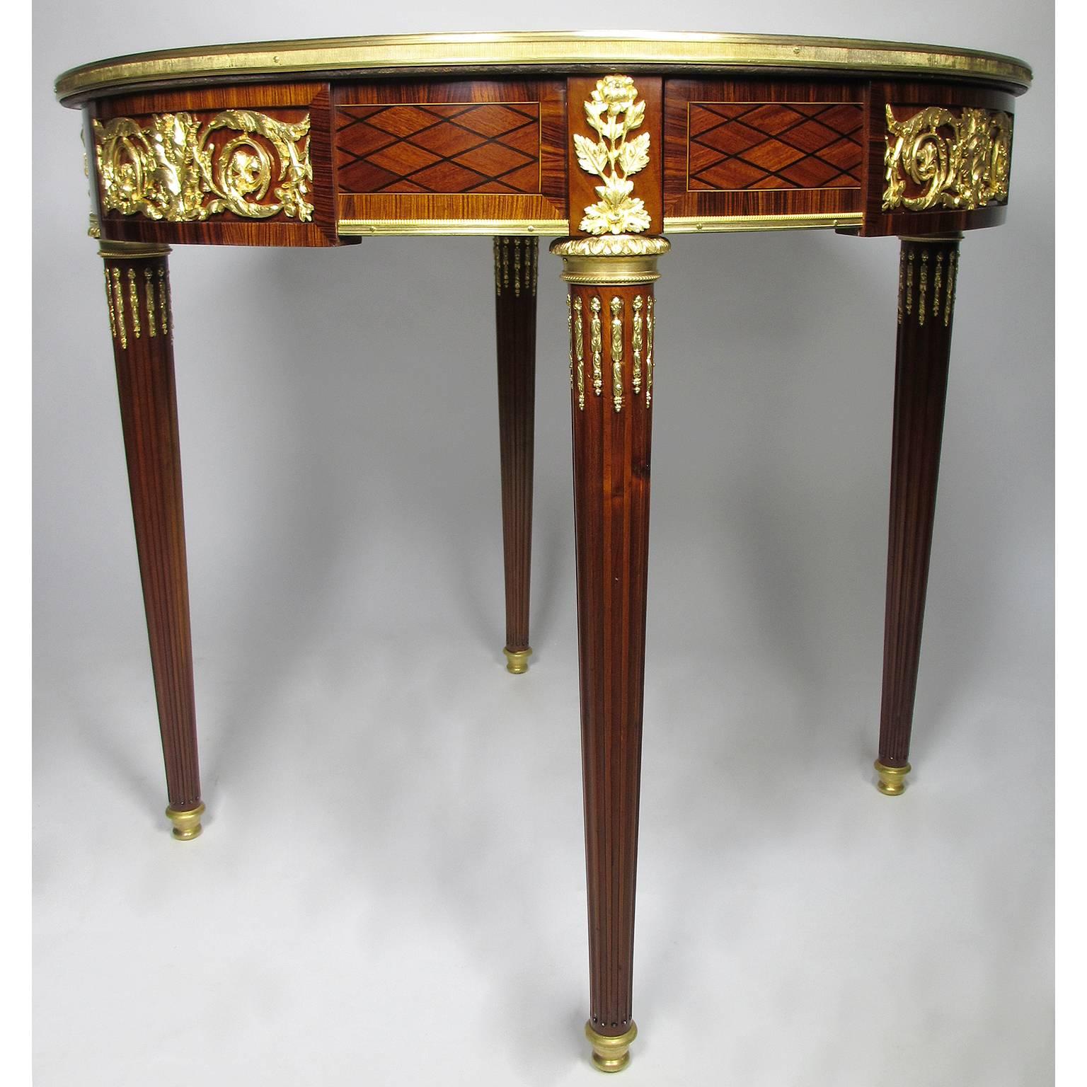 Table d'appoint Guéridon montée en bronze doré, de style Louis XVI, du 19e au 20e siècle en vente 1