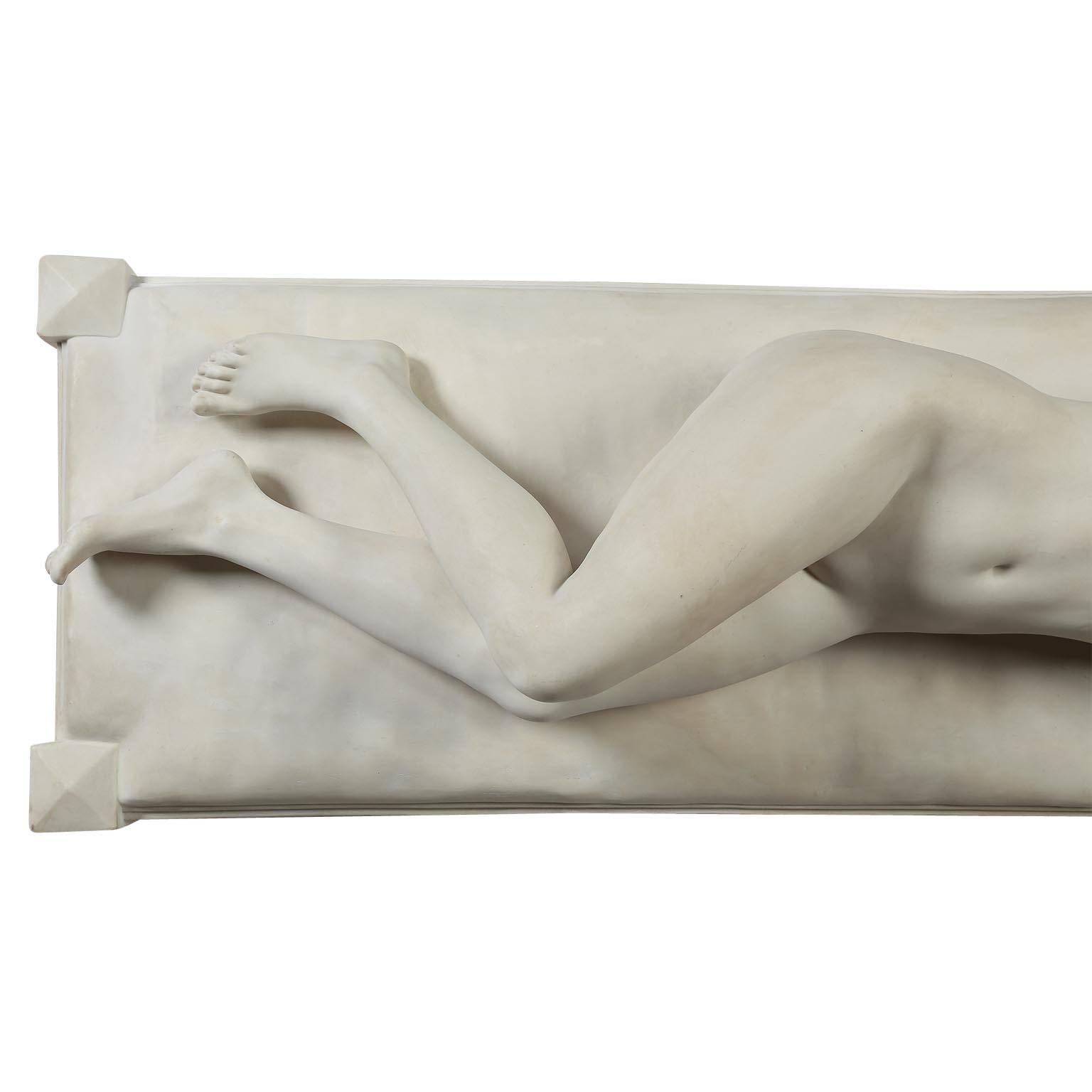 Figura di nudo in porcellana biscuit francese di Sevres 