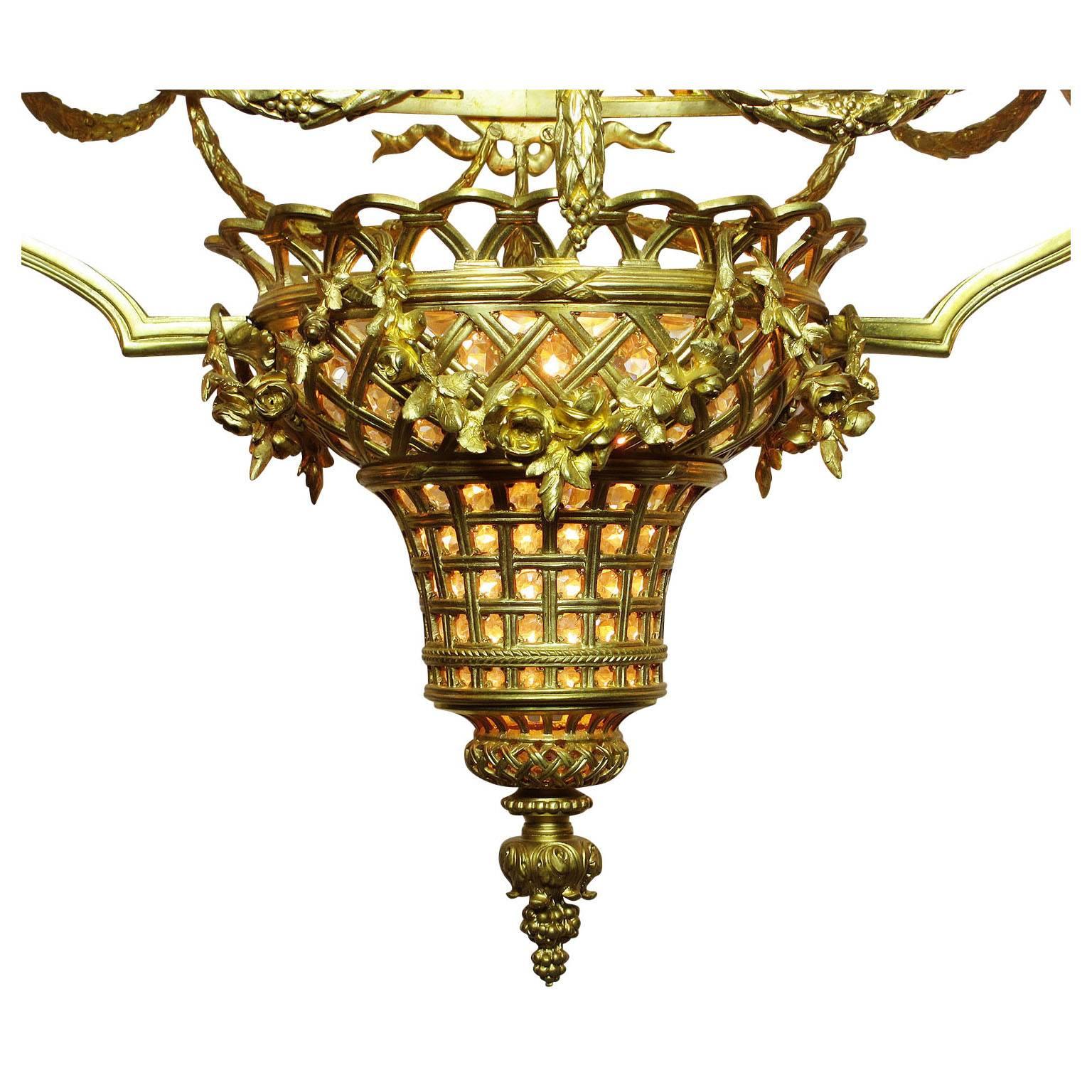 Dépoli Lustre Palatial français en bronze doré de style Louis XIV du 19e/20e siècle en vente