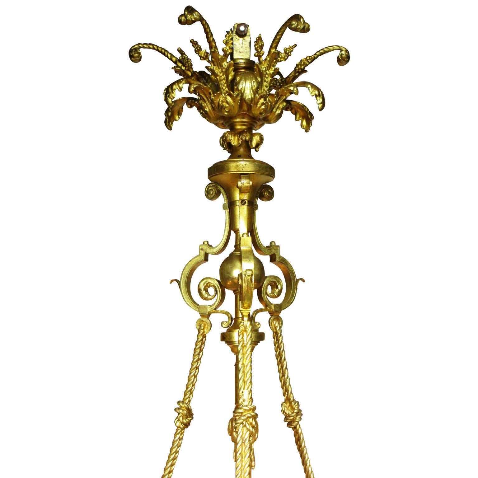 Französischer Belle Époque-Kronleuchter aus vergoldeter Bronze mit 18 Lichtern (19.-20. Jahrhundert) im Angebot 1