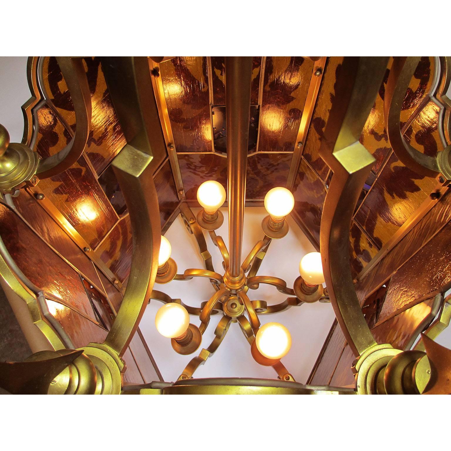 Bronze Lanterne suspendue de style néoclassique français du 19e-20e siècle en bronze doré en vente