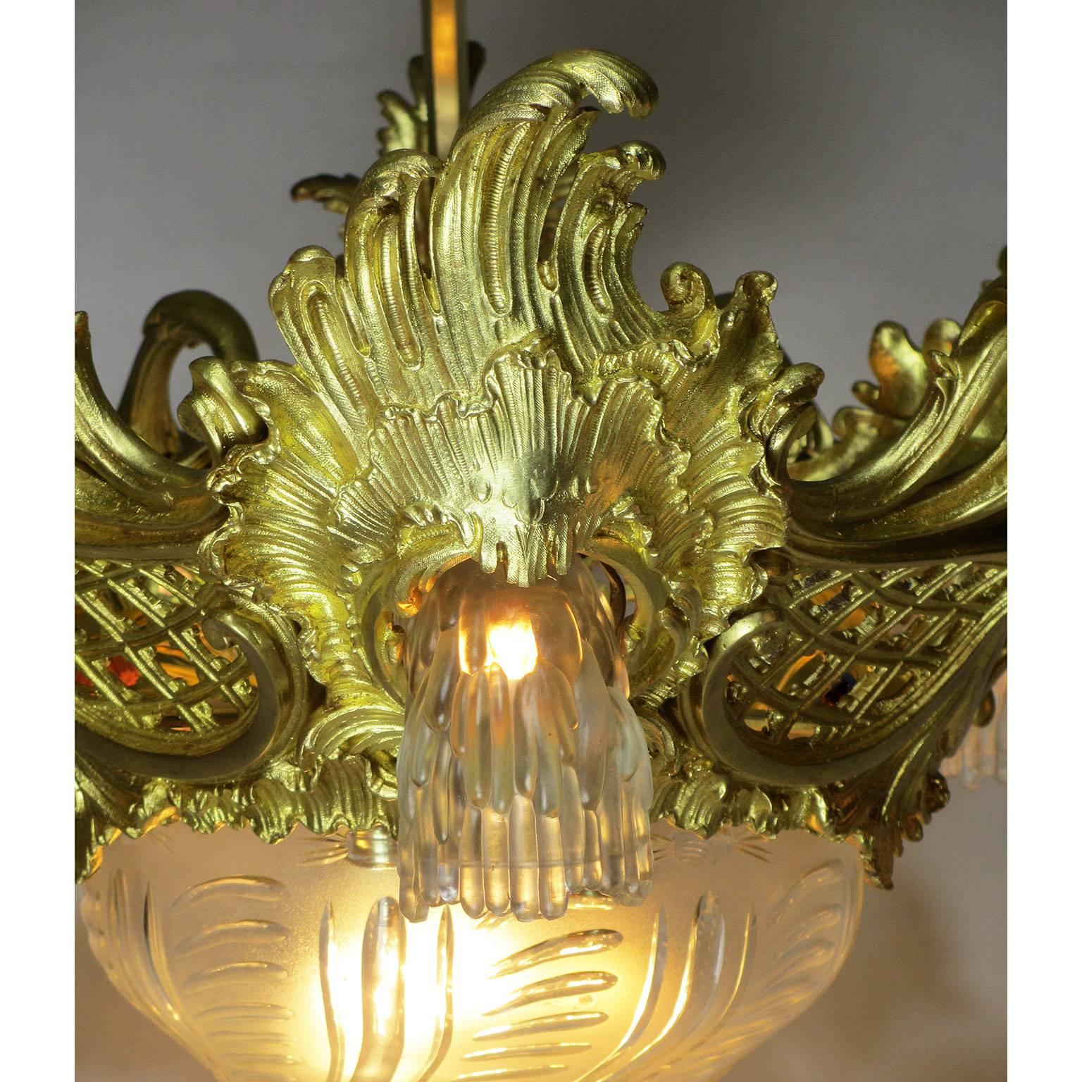 Early 20th Century Very Fine French Belle Époque Gilt Bronze and Molded Cut-Glass Chandelier For Sale