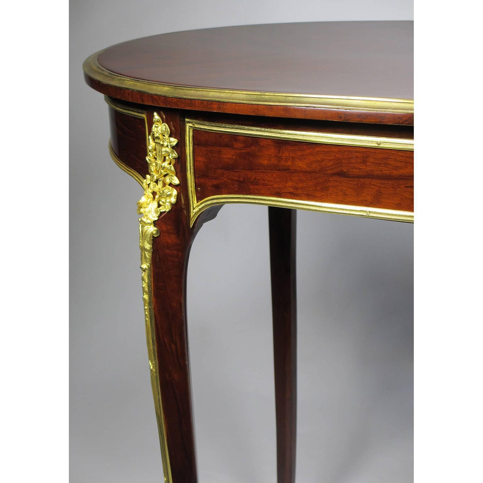 French 19th-20th Century Louis XV Style Ormolu-Mounted Mahogany Table Attr Linke In Good Condition For Sale In Los Angeles, CA
