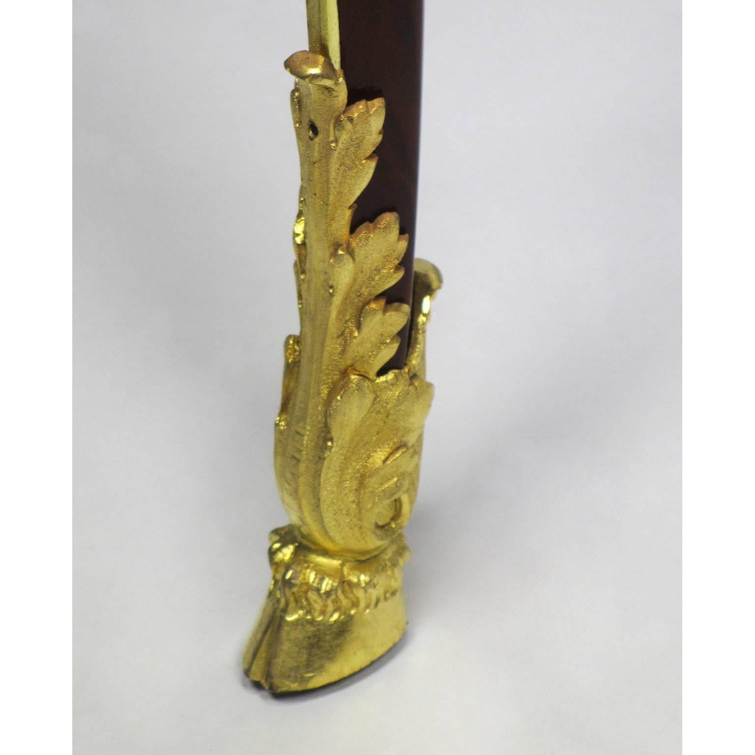 Mesa Francesa de Caoba Montada en Ormolu Estilo Luis XV Siglo XIX-XX Attr Linke en Bueno estado para la venta en Los Angeles, CA