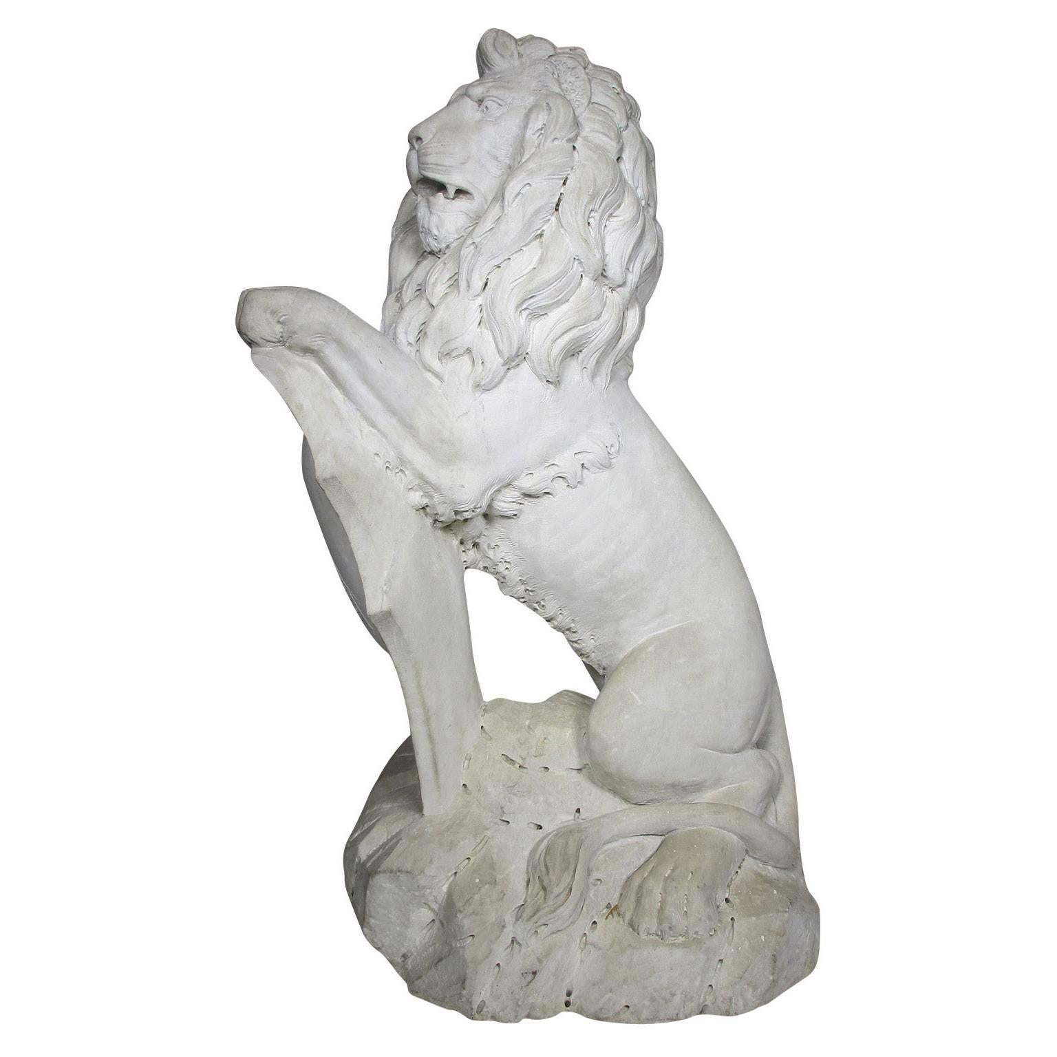 Palatial Pair of English Baroque Style 19th Century Carved Marble Sitting Lions For Sale 2