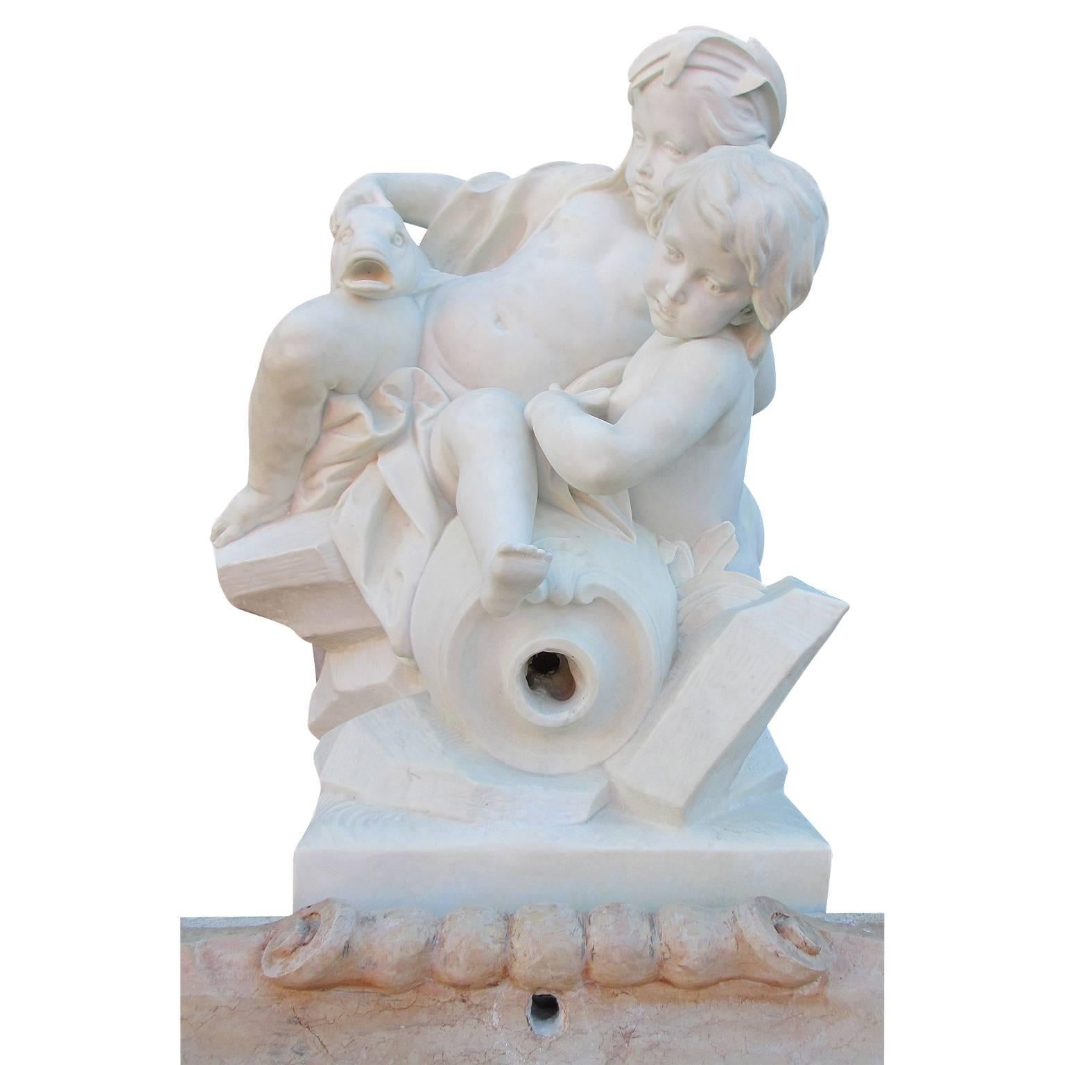 Allegorischer Gartenbrunnen aus weißem Marmor mit Putten, geschnitzt, 19. Jahrhundert (Louis XV.) im Angebot