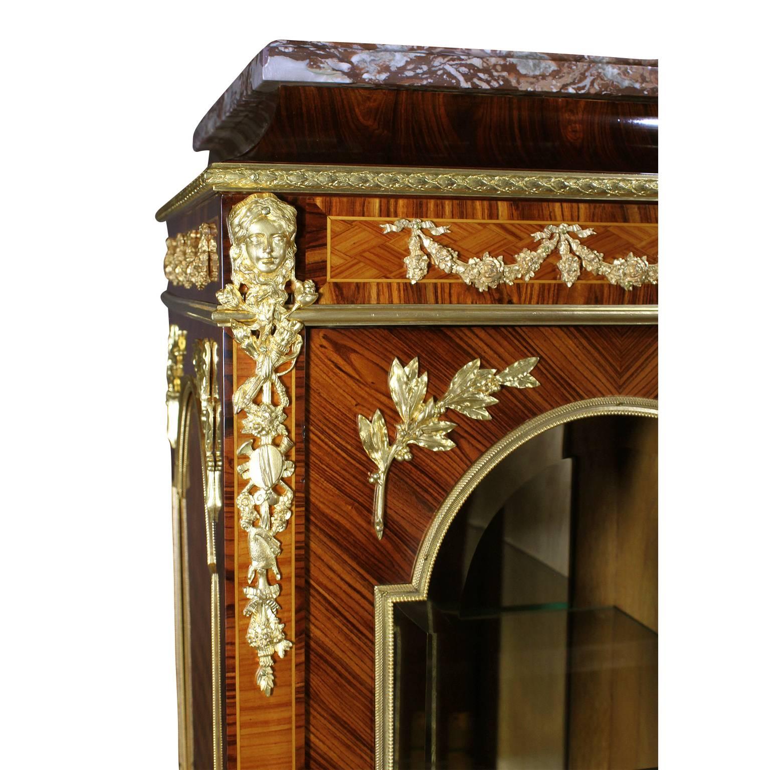 French 19th-20th Century Louis XVI Style Mahogany, Kingwood Parquetry Vitrine In Good Condition For Sale In Los Angeles, CA