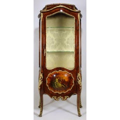 French 19th Century Louis XV Style Gilt Bronze-Mounted and Vernis Martin Vitrine