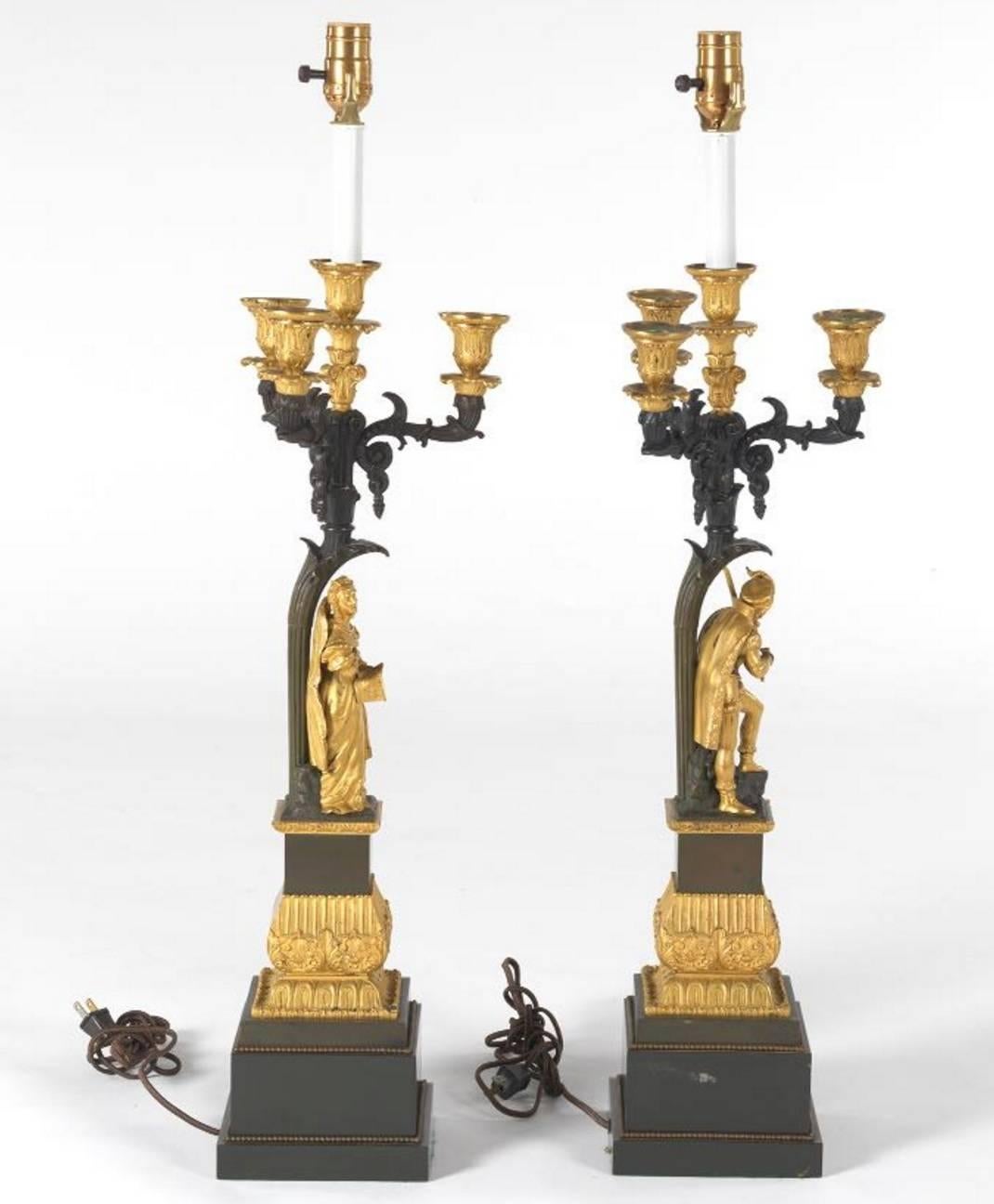 Pair of French Ormolu and Patinated Bronze Four-Light Candelabra Lamps In Excellent Condition In New York, NY