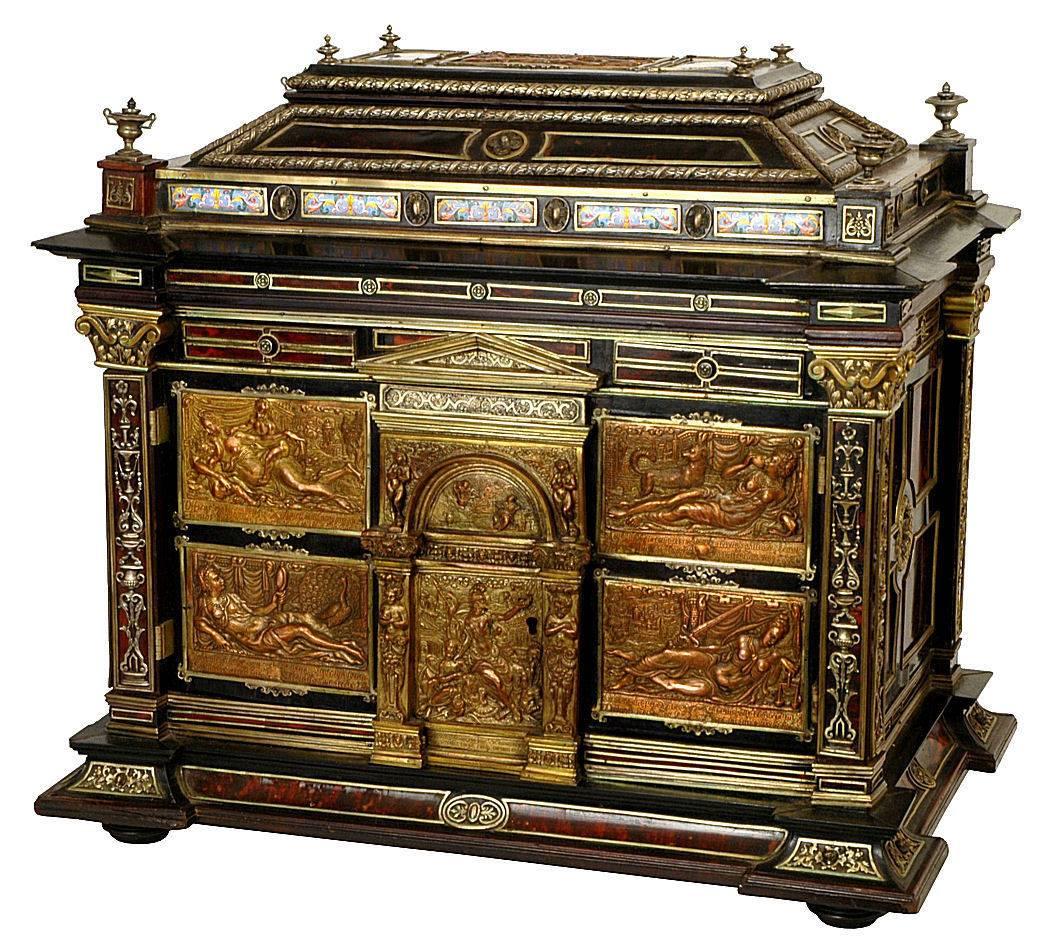 Highly important silver and Viennese enamel mounted repousse shell casket or table cabinet in the Renaissance style.

Very large and impressive in size.

This extraordinary, large antique table cabinet in the Greco-Roman / Renaissance style