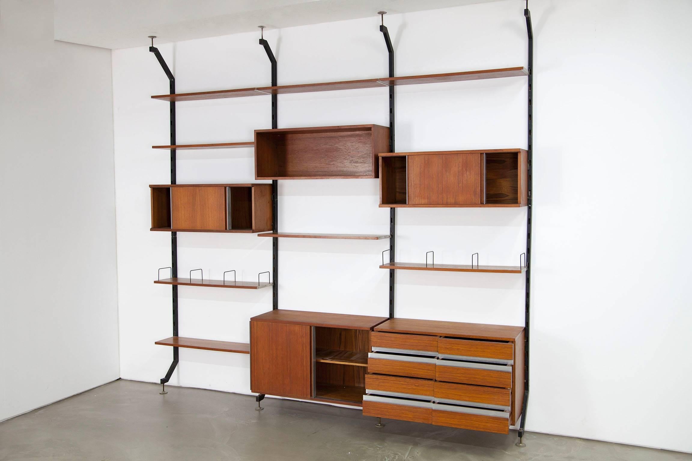 Mid-Century Modern Teak Wall-Unit by Ico Parisi for Mim Roma Model Urio For Sale