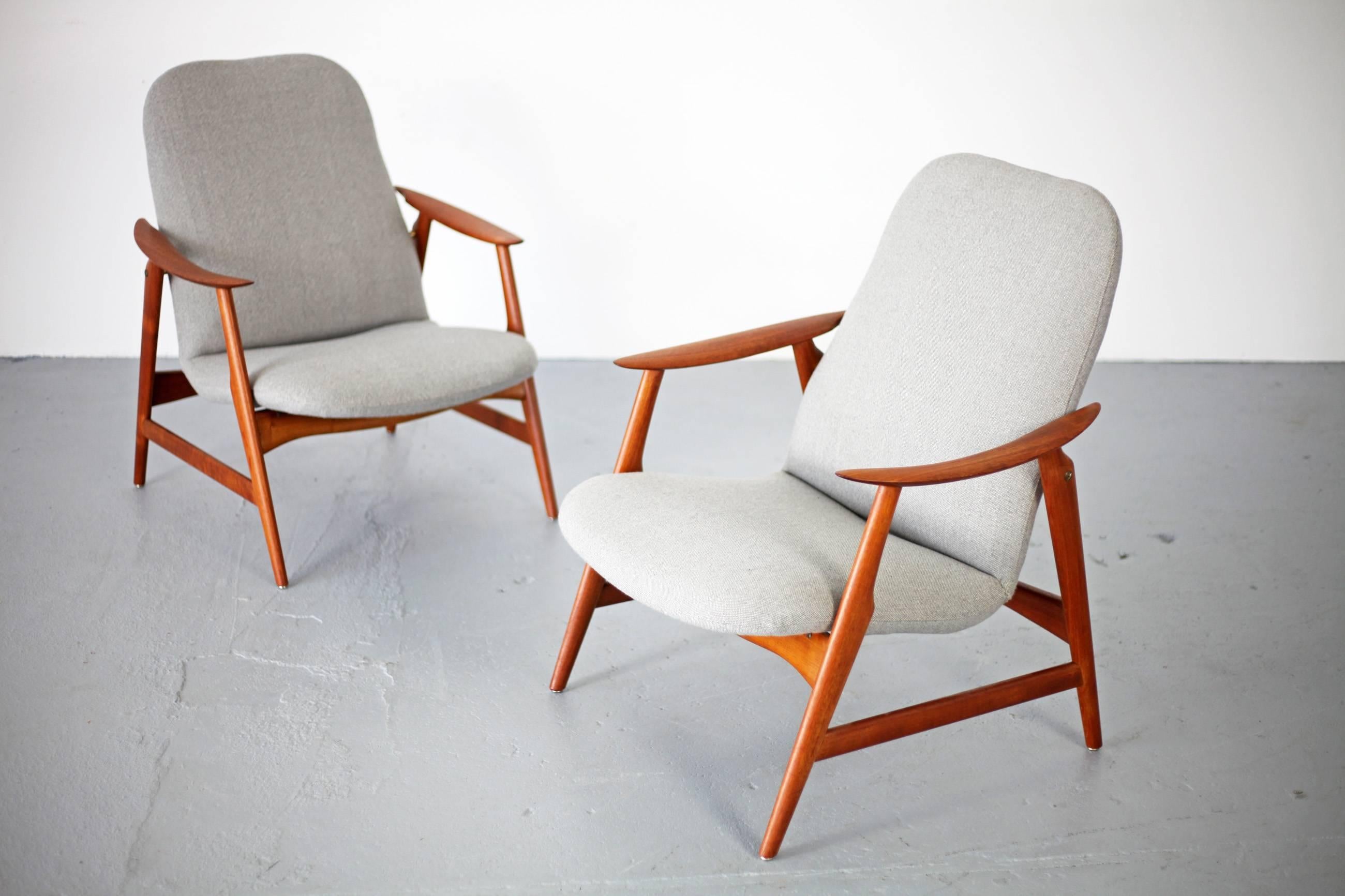 Scandinavian Modern Mid-Century Modern Teak Easy Chair For Sale