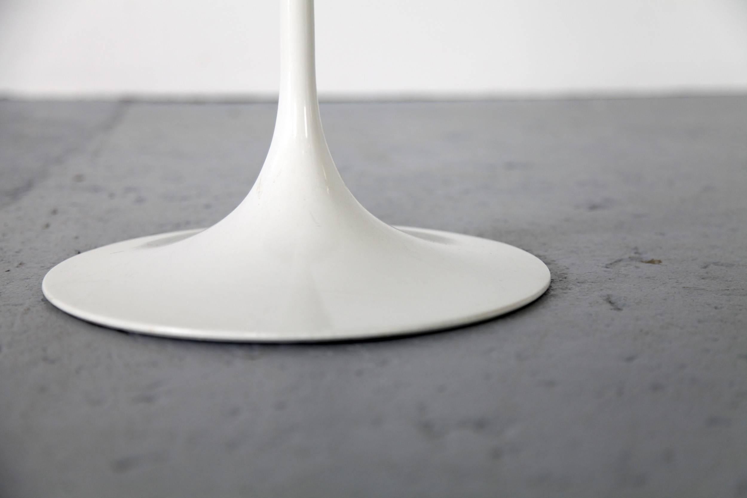 Eero Saarinen Side Table with Marble, Knoll International In Excellent Condition In Munster, NRW