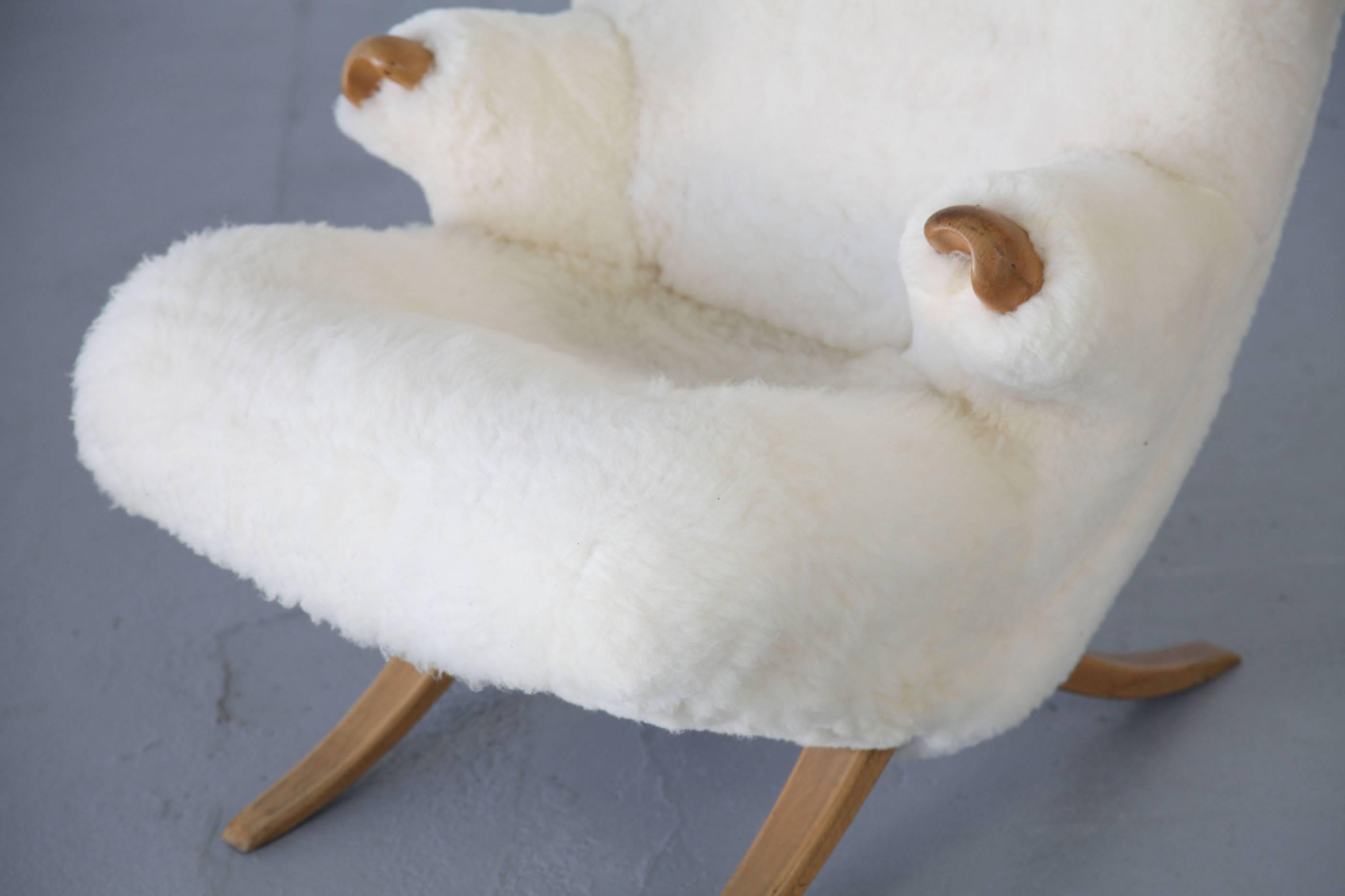 Organic Design Lounge Chair with Sheepskin, 1950s 1