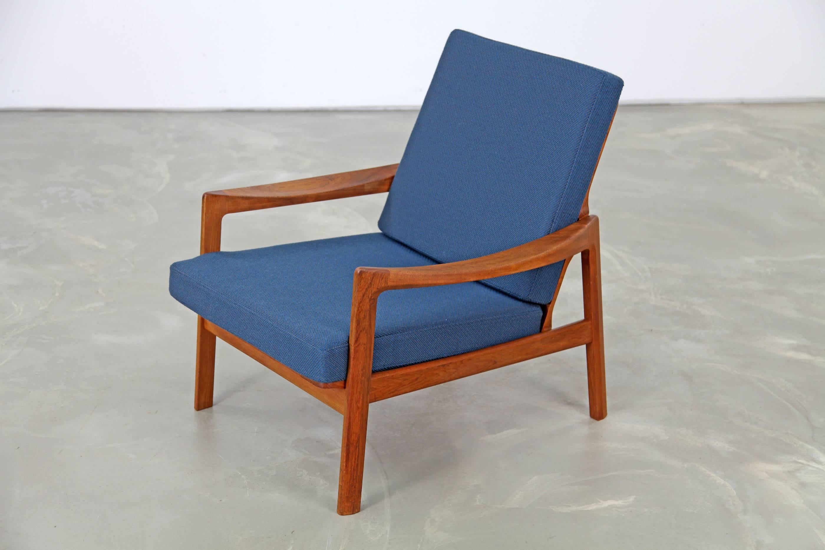 Set of Two Easy Chairs Designed by Tove and Edvard Kind-Larsen 2