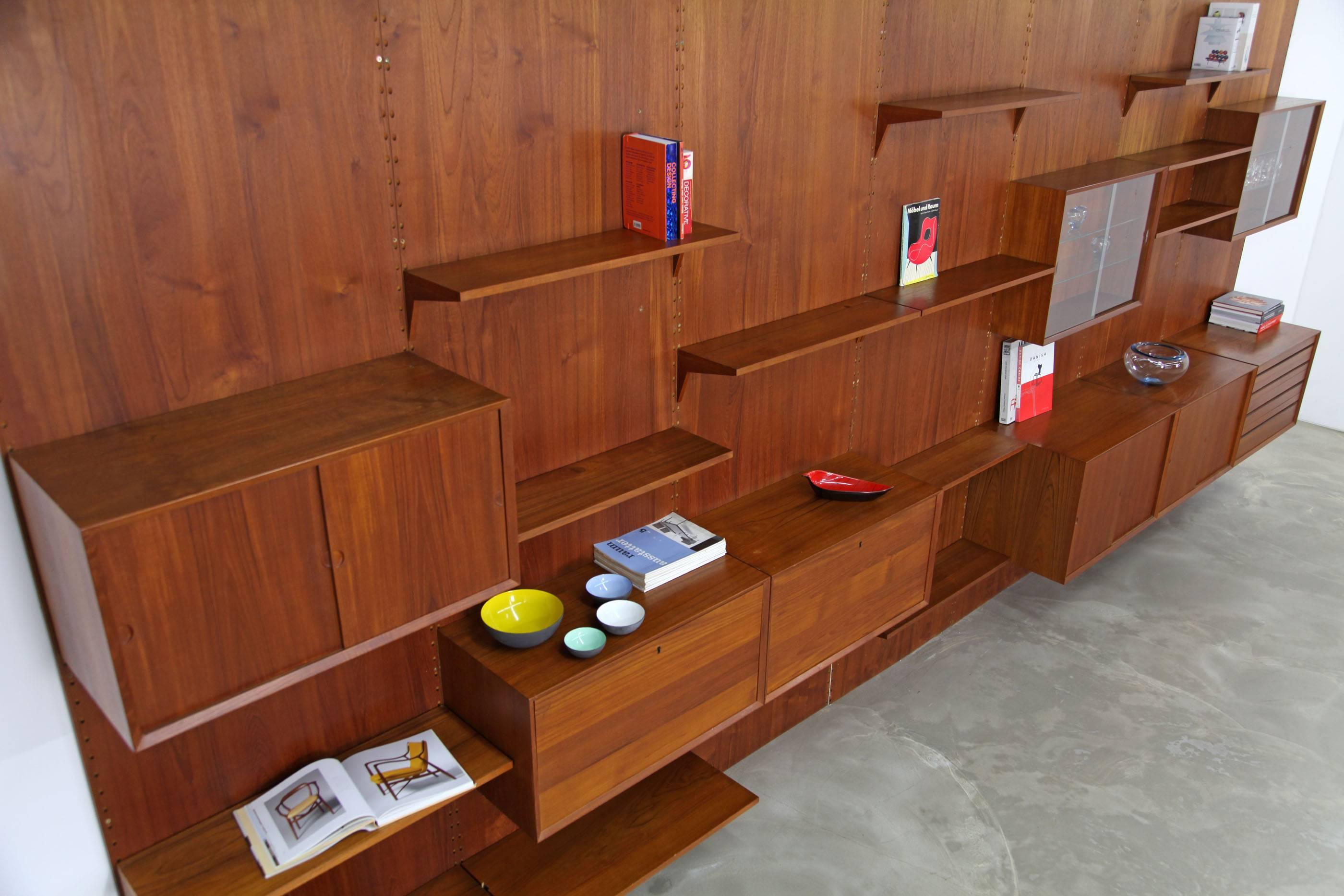 Huge Teak Wall Unit by Poul Cadovius, Denmark, 1960s In Excellent Condition In Munster, NRW