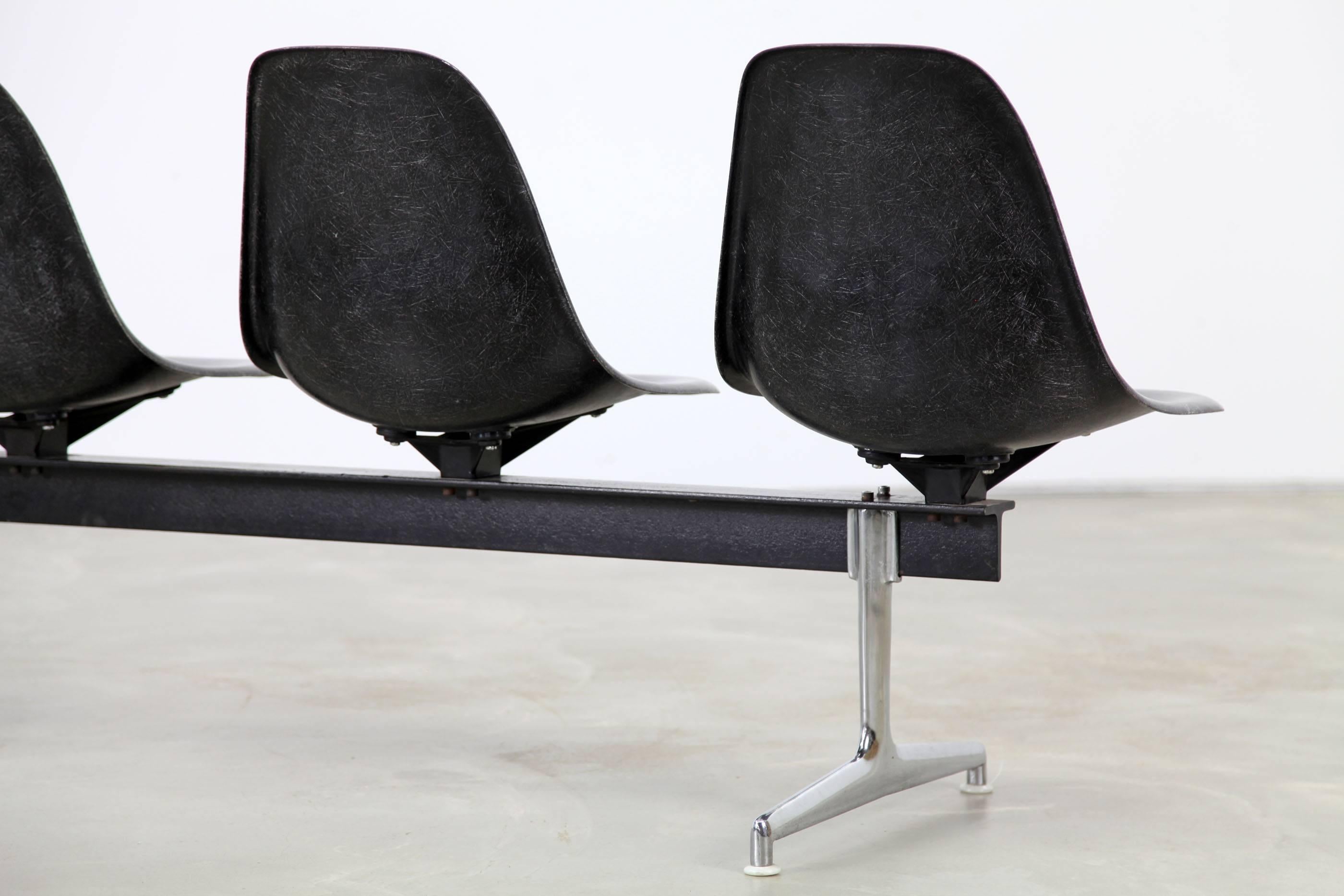 20th Century Four-Seat Shell Tandem by Charles & Ray Eames for Herman Miller Vitra