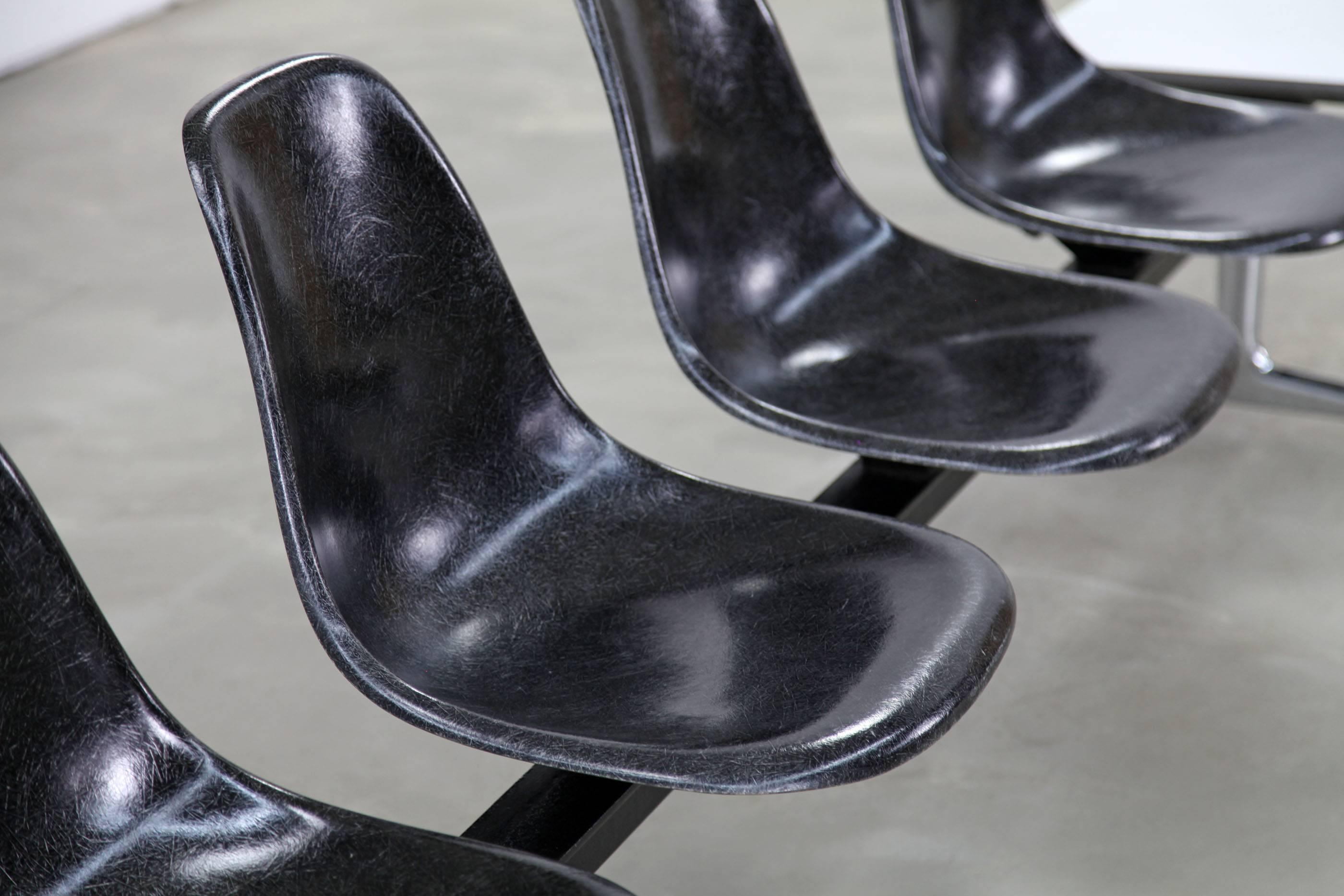 Mid-Century Modern Four-Seat Shell Tandem by Charles & Ray Eames for Herman Miller Vitra