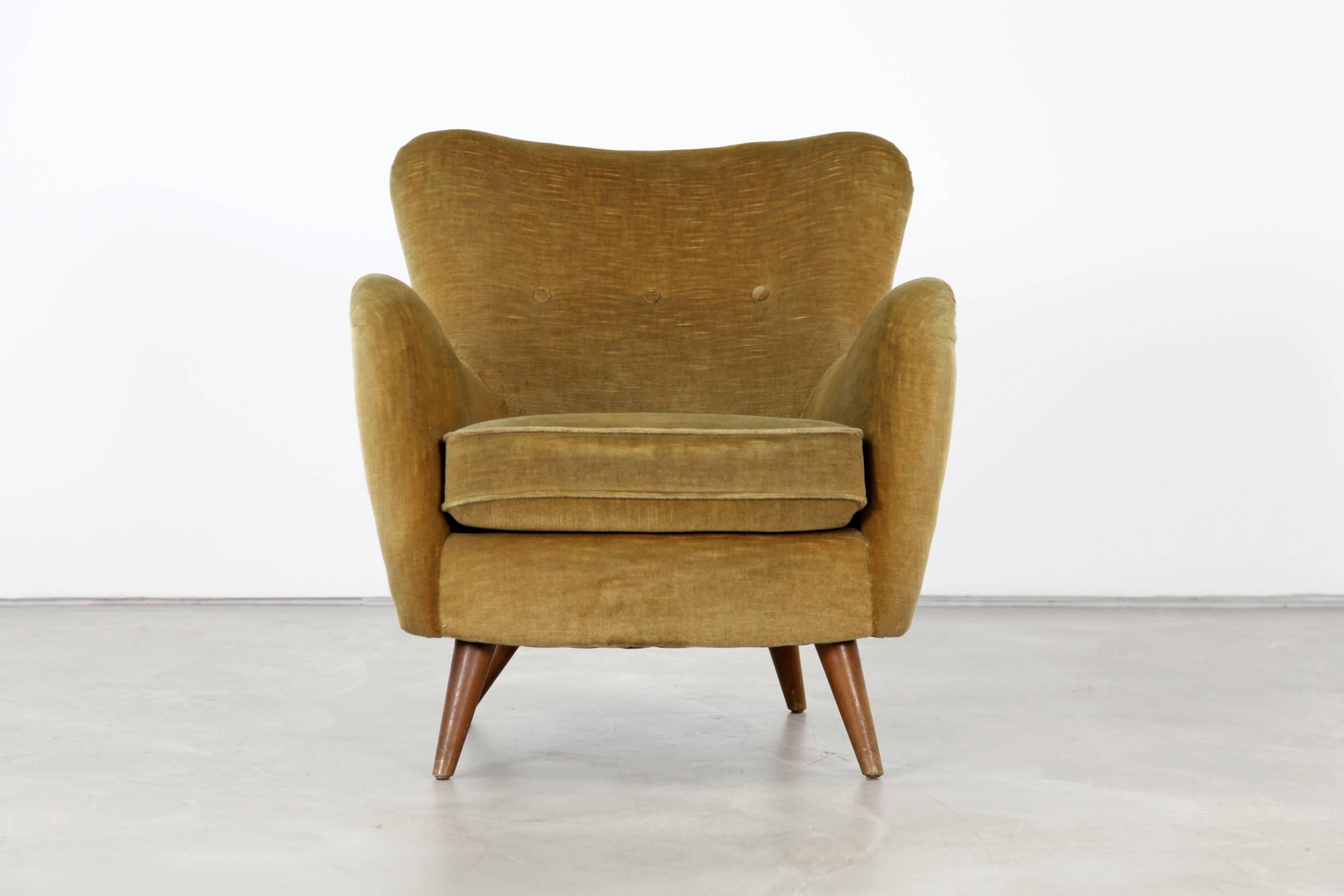 Curved Lounge Chair from the 1940s in the Manner of Otto Schulz For Sale 1
