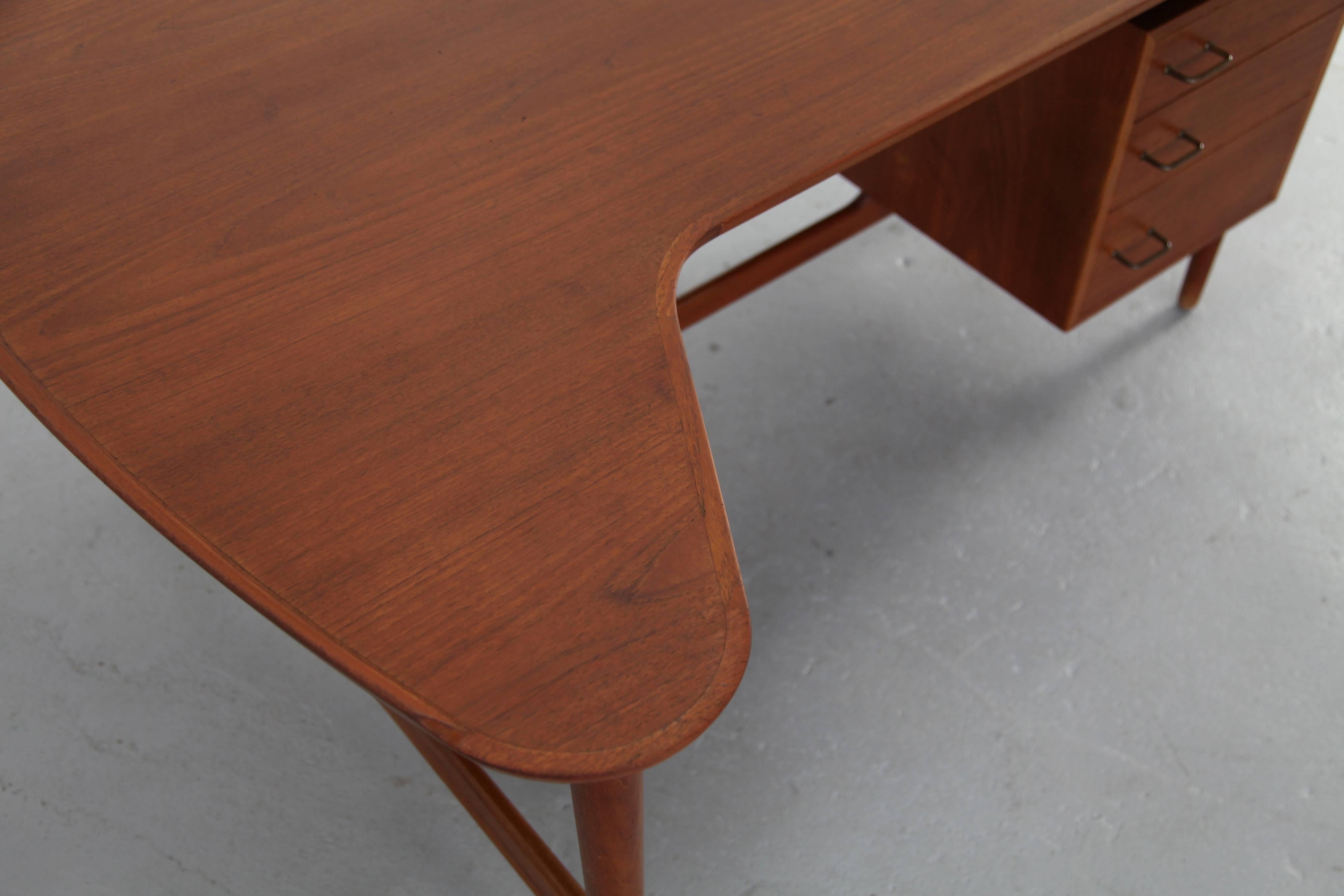 Teak Desk by Arne Vodder for Bovirke, Denmark, Model BO85 For Sale 2