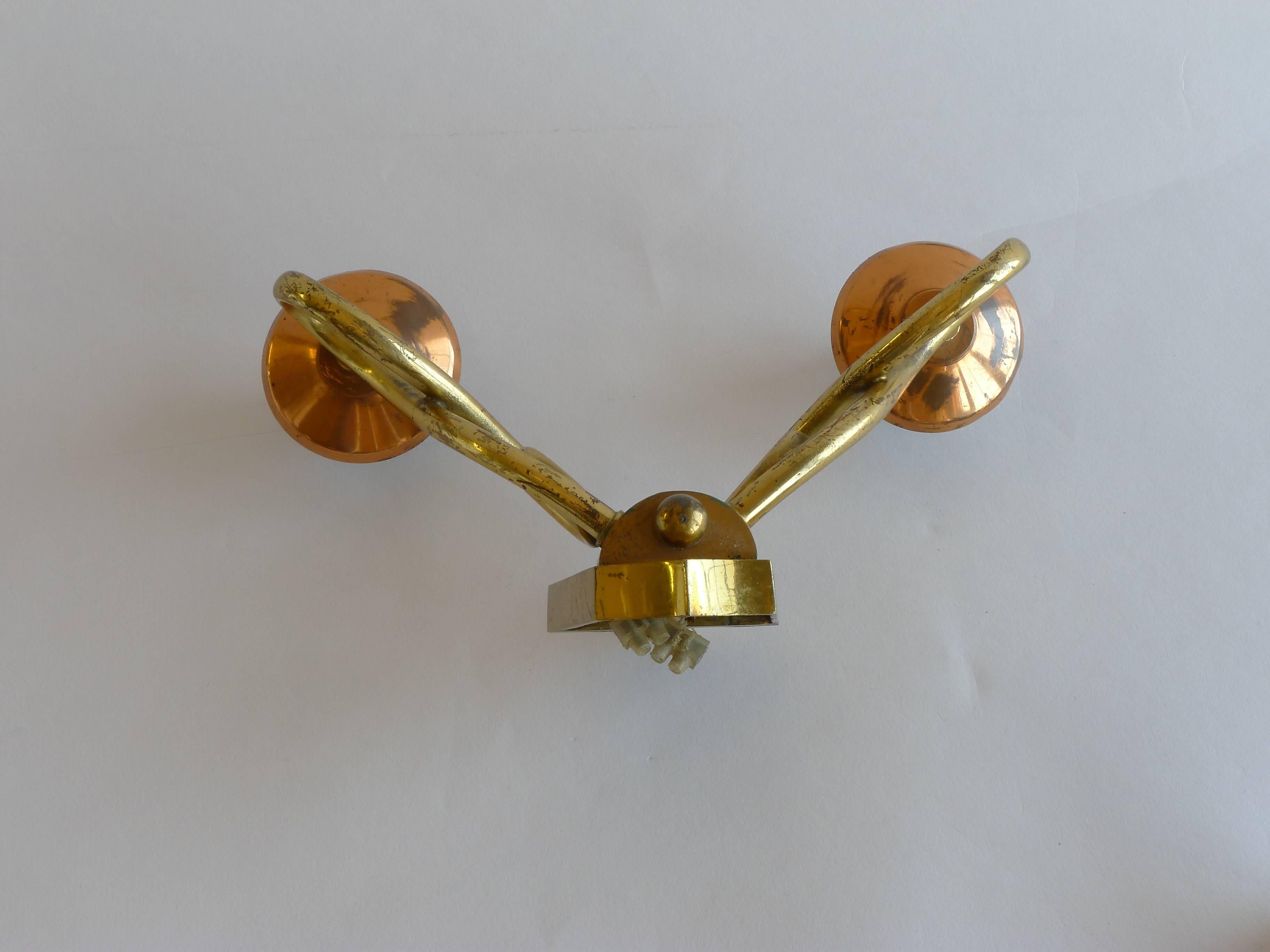 Polished 1930s French Regency Wall Sconces in Brass and Copper For Sale