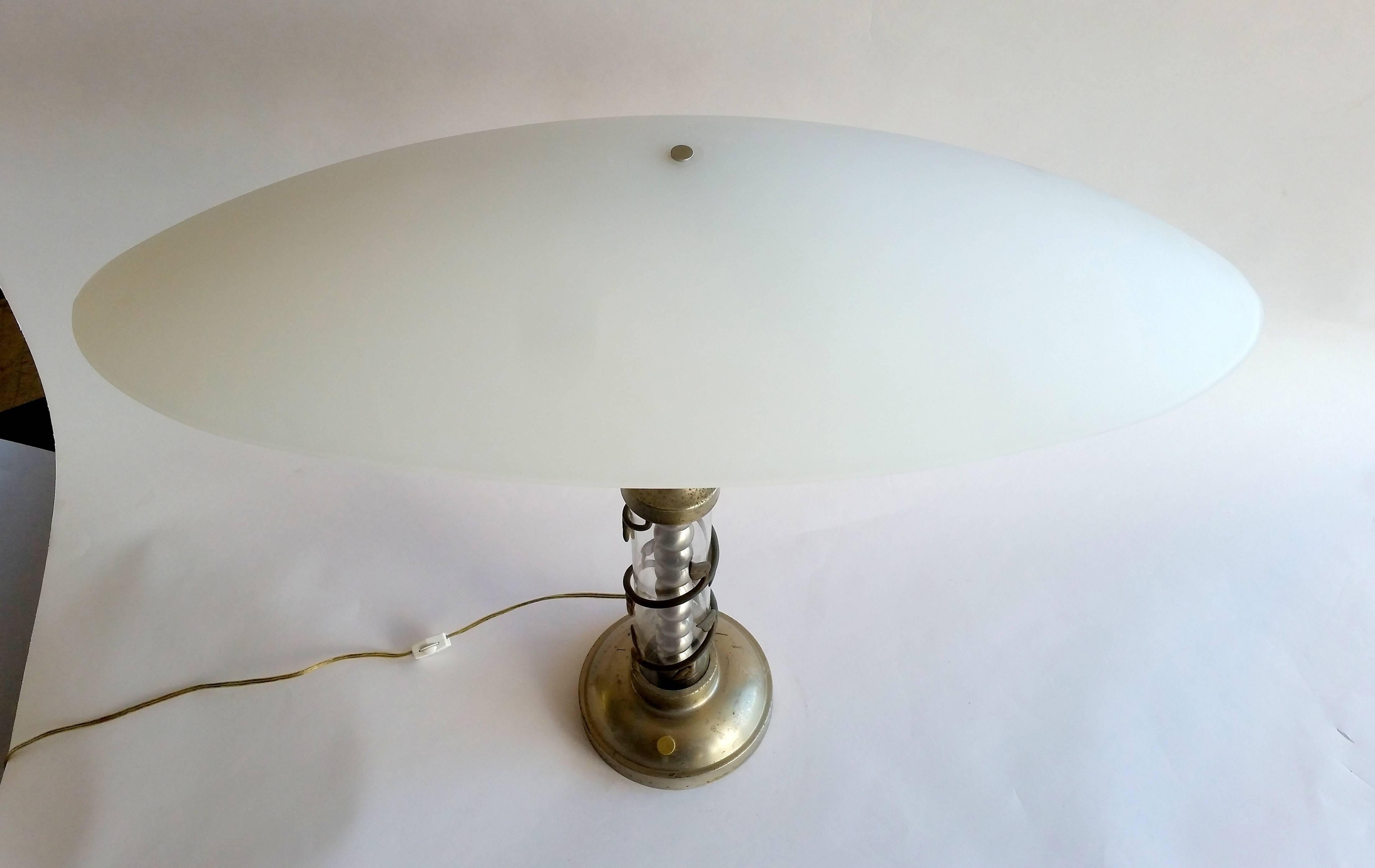 American 1940s Hollywood Regency Table Lamp with Oval Glass Shade For Sale