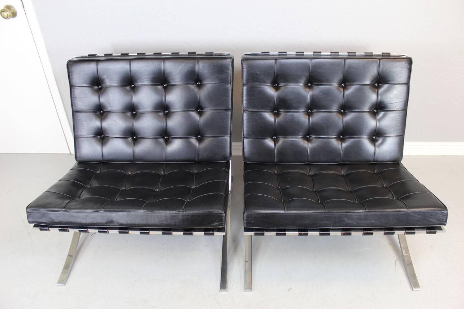 Mid-Century Modern Mies van der Rohe Barcelona Chairs (Pair) for Knoll