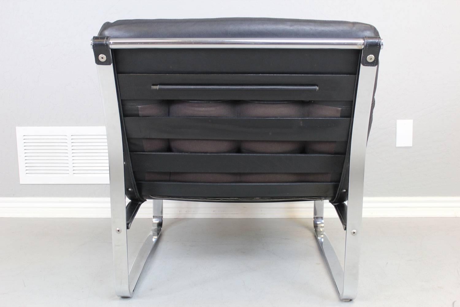 Norwegian Westnofa Bracket Back Leather Lounge Chair For Sale