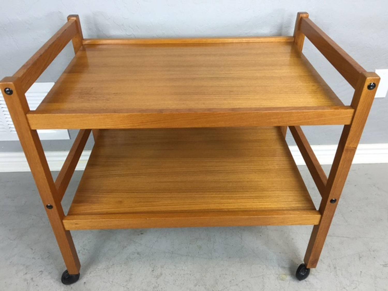 Danish Teak Two-Tier Bar Cart In Excellent Condition For Sale In Phoenix, AZ