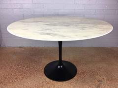 Saarinen Tulip Dining Table by Knoll
