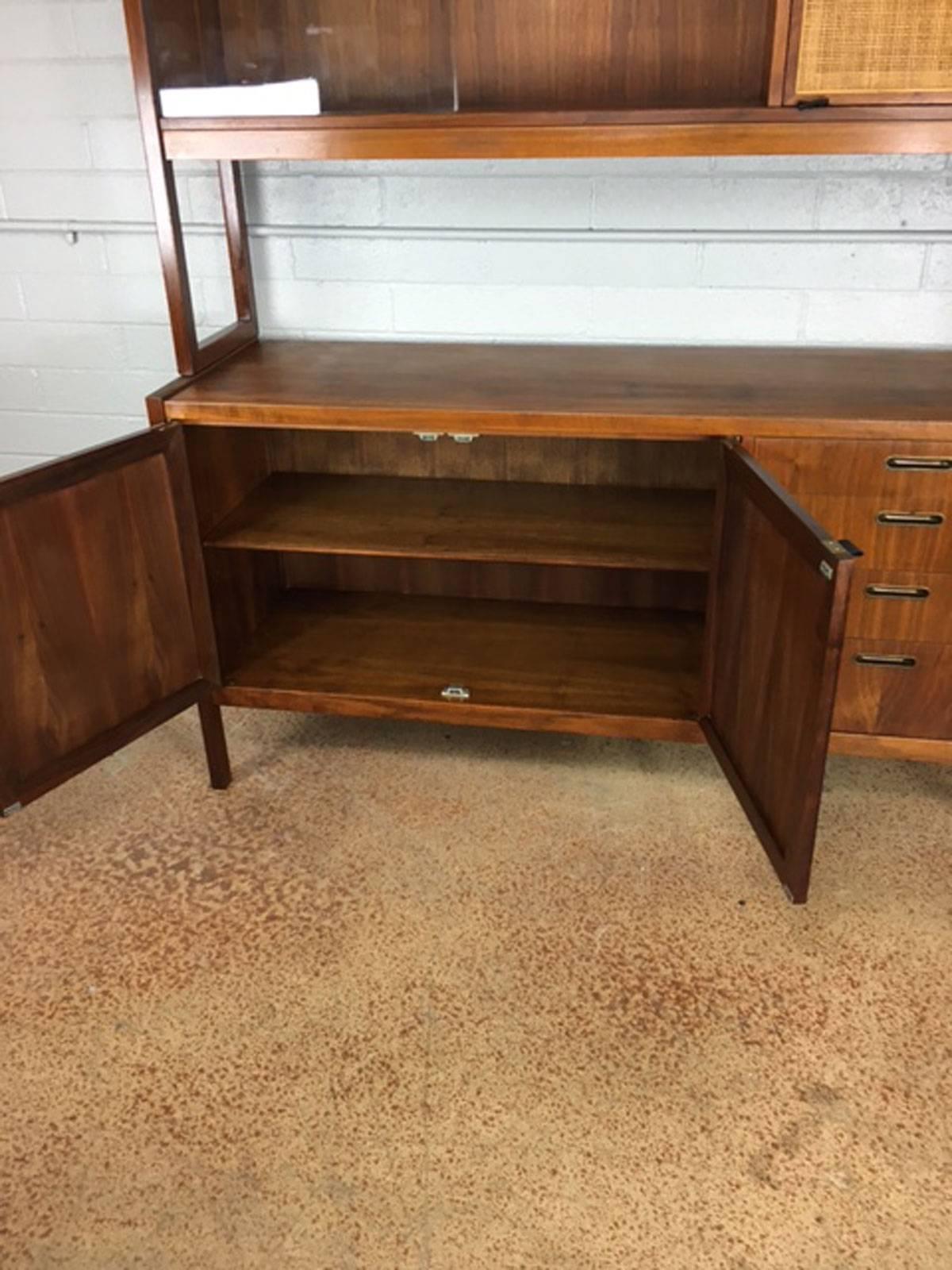 Florence Knoll Credenza Hutch 2