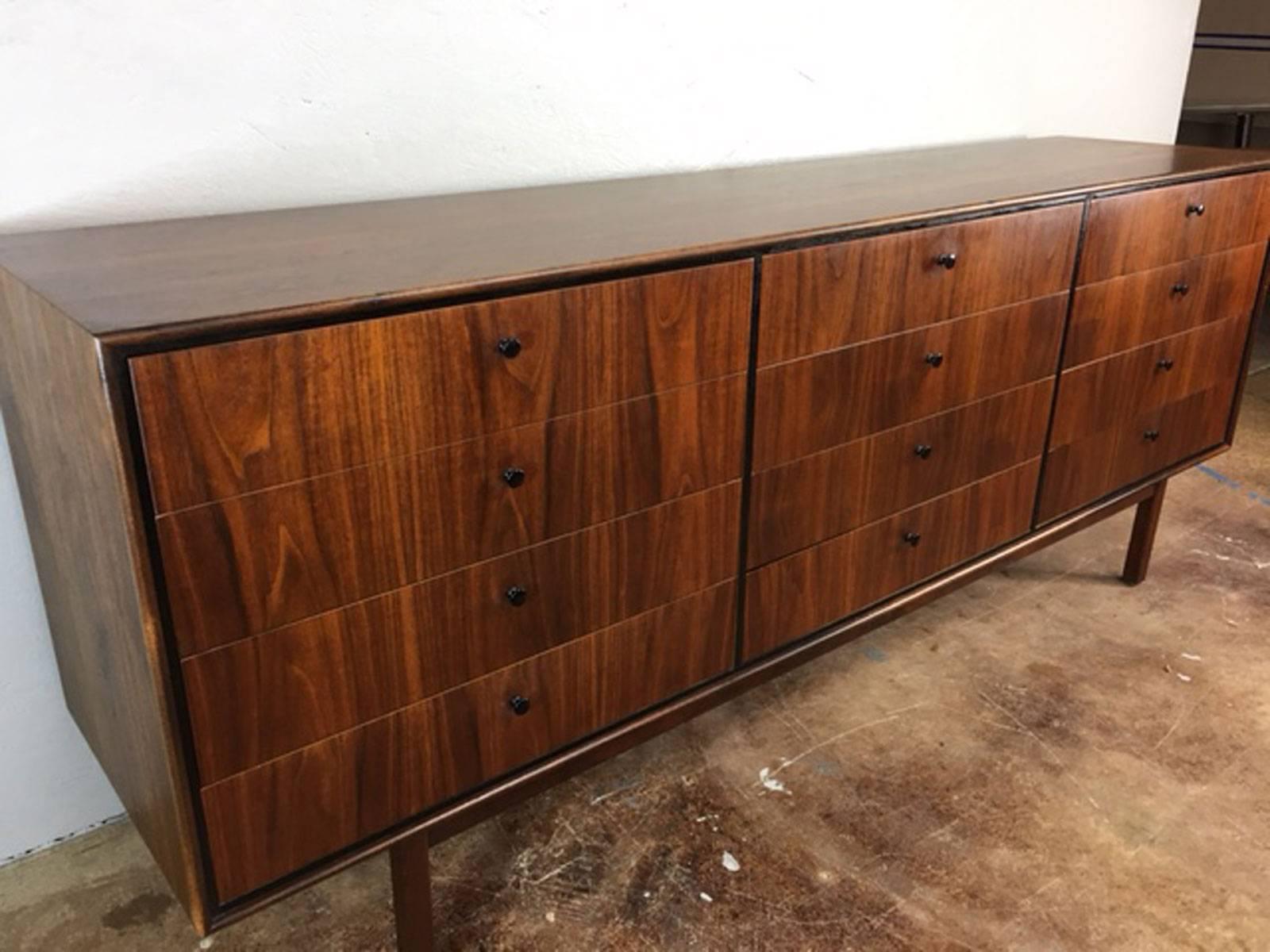 Mid-Century Modern Florence Knoll 12-Drawer Dresser