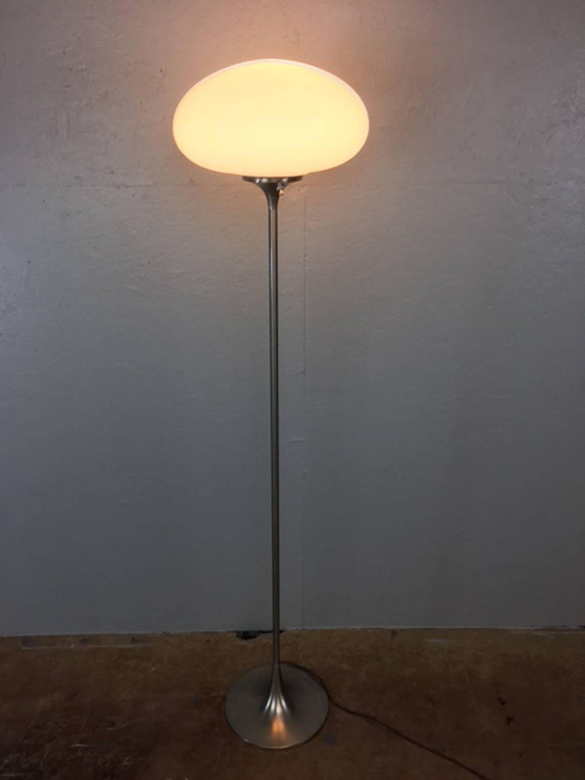 Blown Glass Laurel Mushroom Head Floor Lamp For Sale