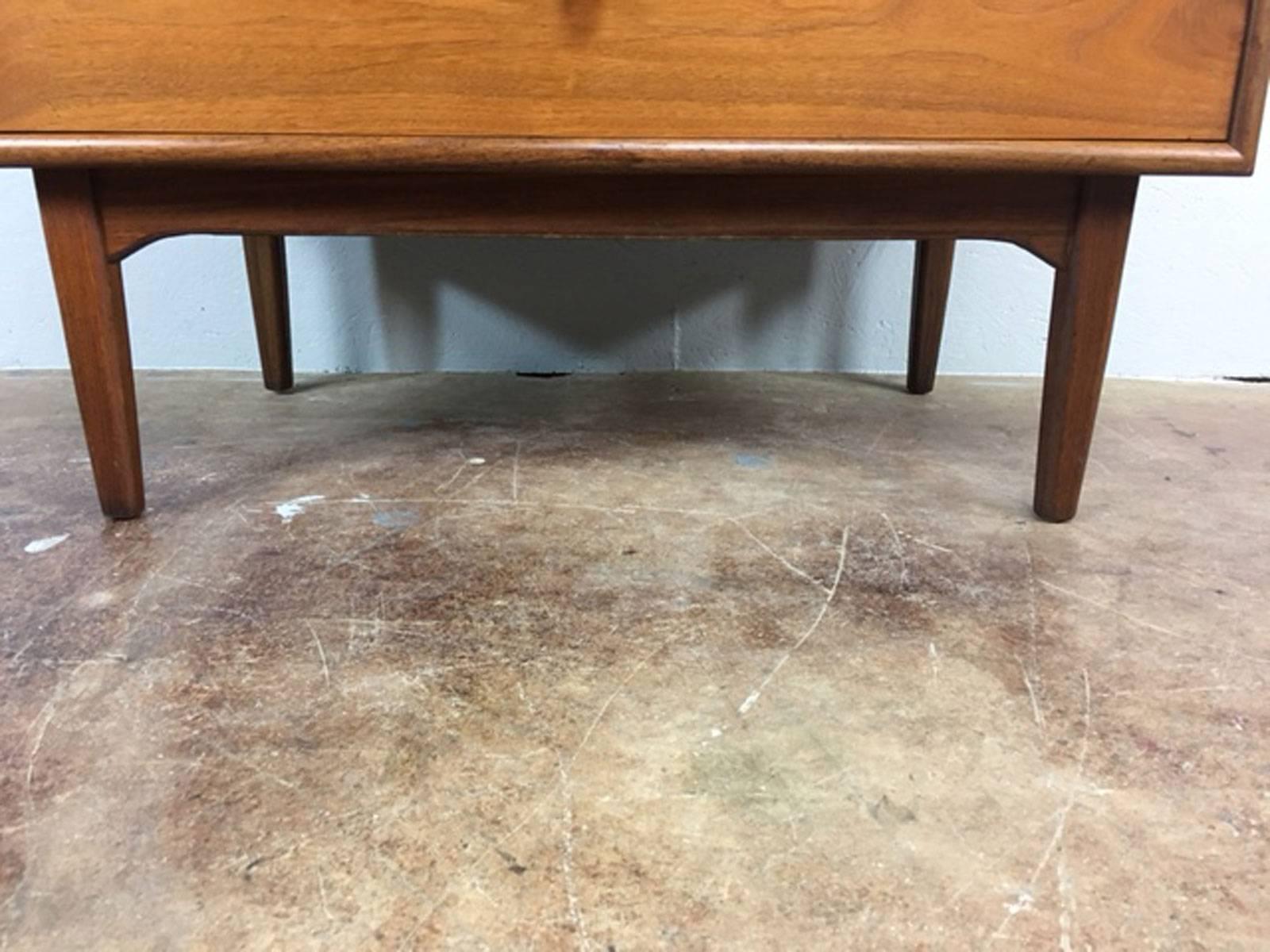 Drexel Highboy Six-Drawer Dresser by Kipp Stewart In Excellent Condition In Phoenix, AZ