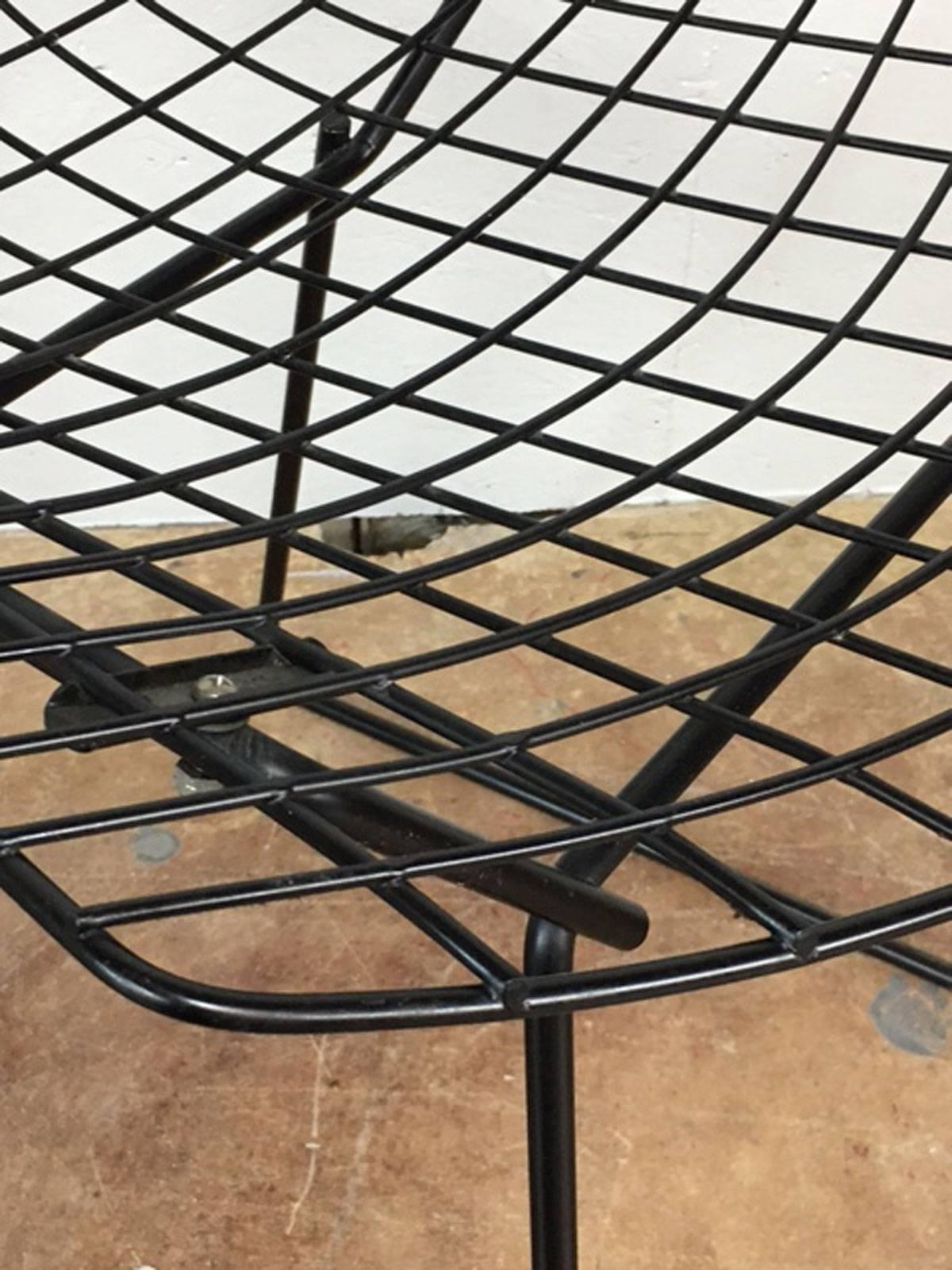 Harry Bertoia Black Wire Side Chair for Knoll For Sale at 1stDibs